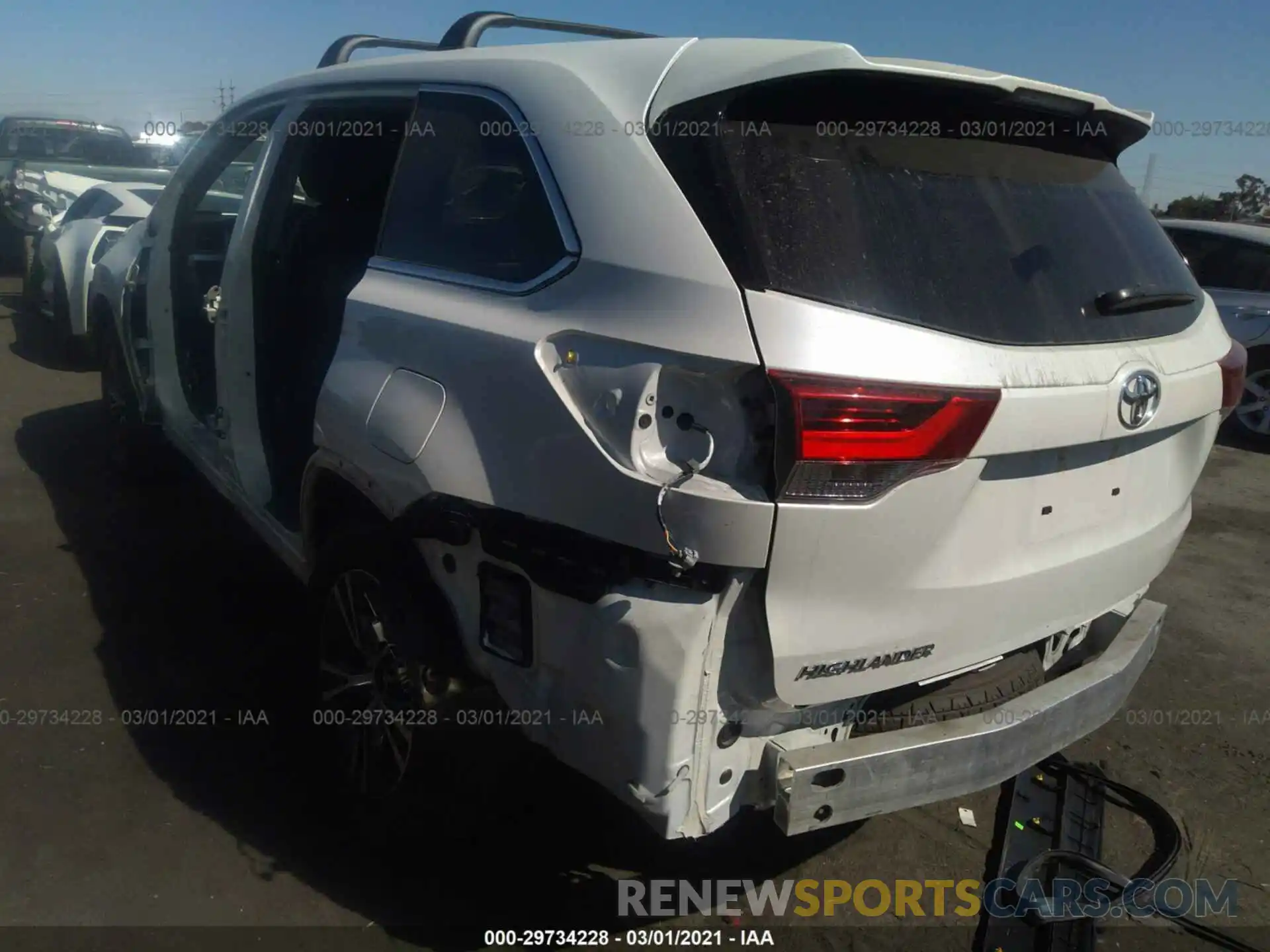 6 Photograph of a damaged car 5TDZARFH9KS042849 TOYOTA HIGHLANDER 2019