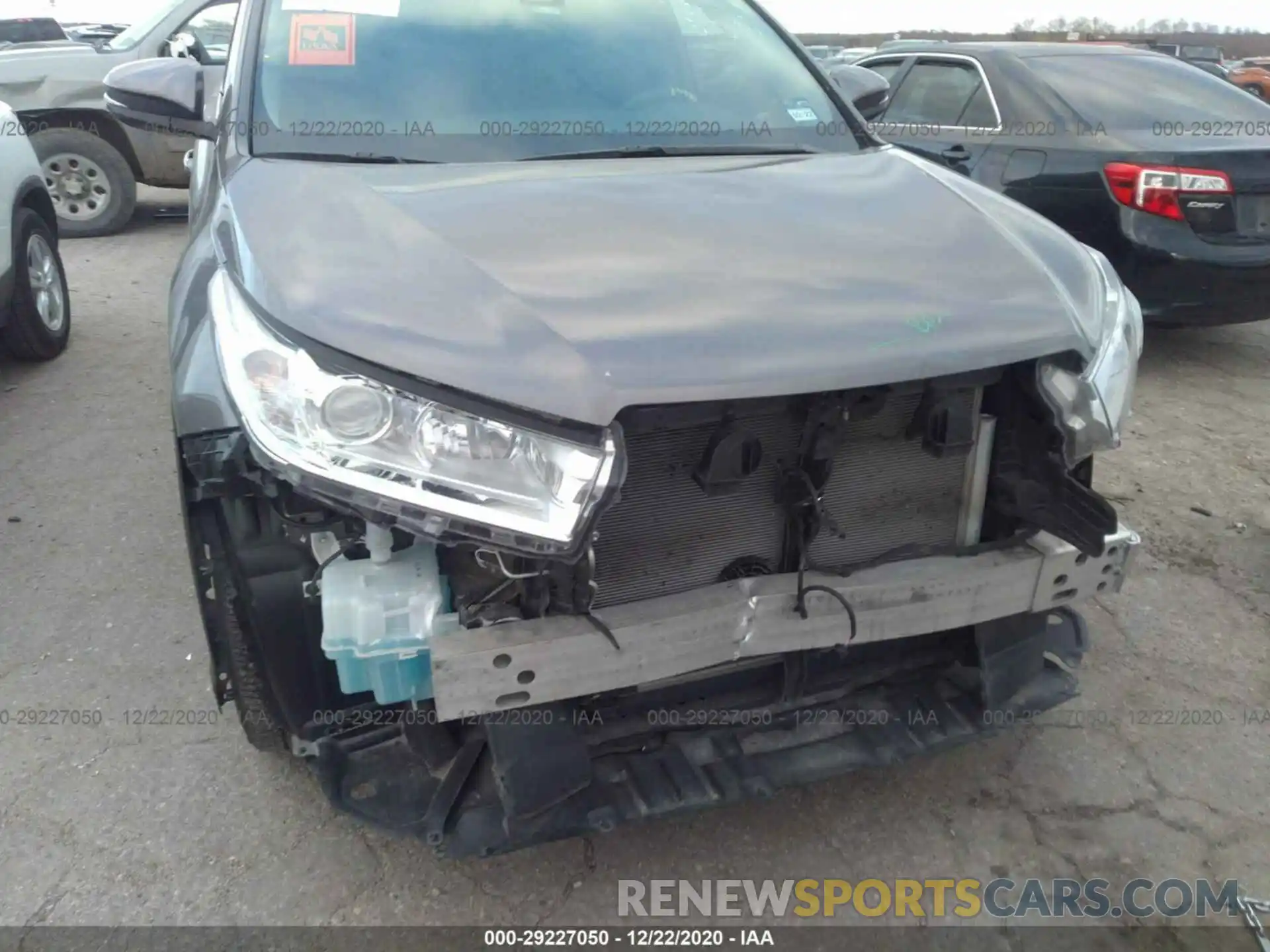 6 Photograph of a damaged car 5TDZARFH9KS055472 TOYOTA HIGHLANDER 2019