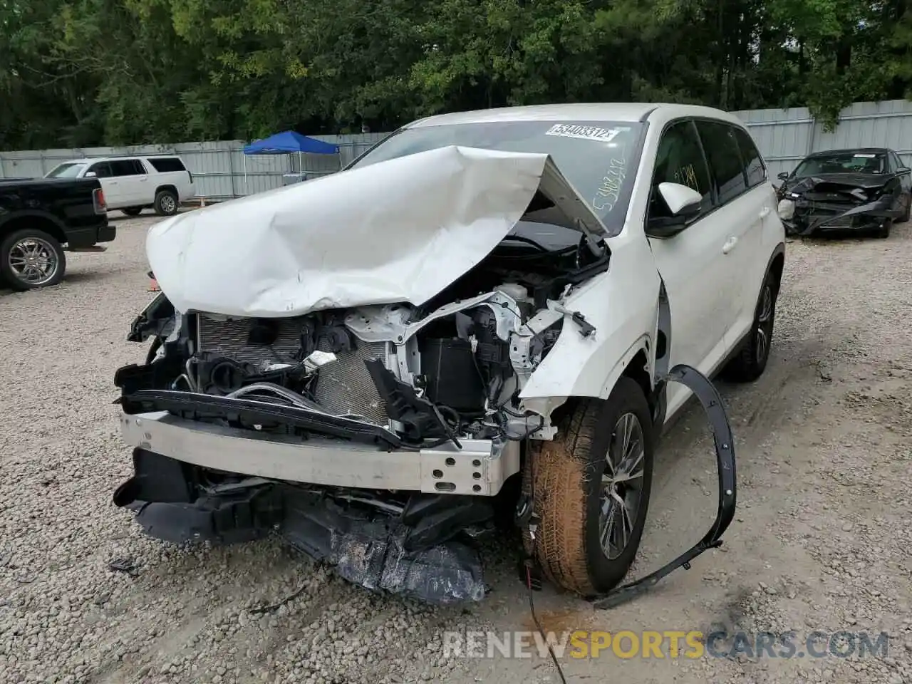 2 Photograph of a damaged car 5TDZARFH9KS059151 TOYOTA HIGHLANDER 2019