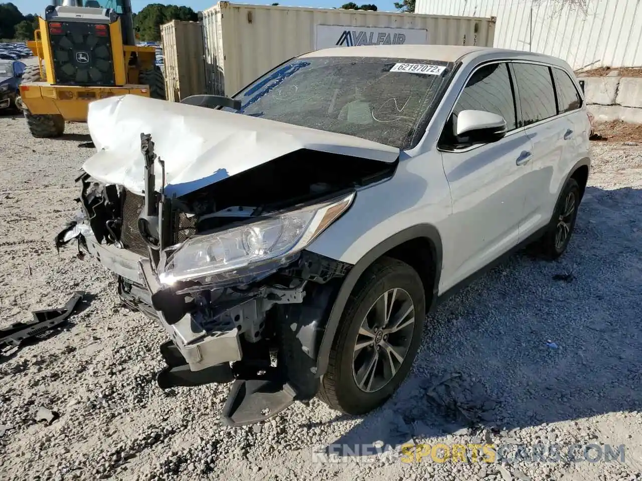 2 Photograph of a damaged car 5TDZARFHXKS045310 TOYOTA HIGHLANDER 2019