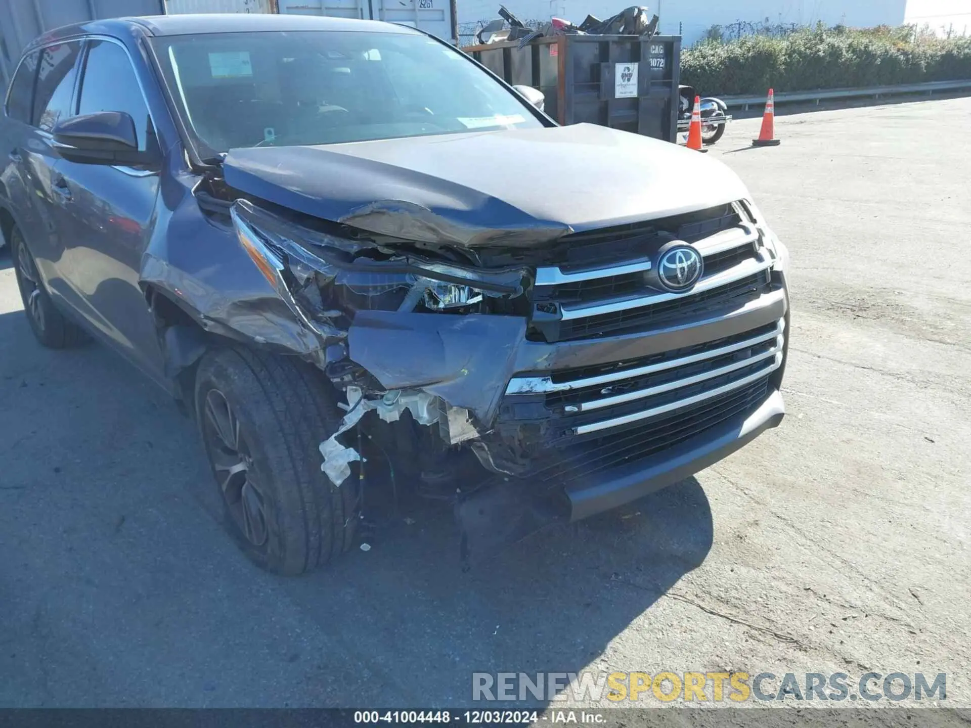 6 Photograph of a damaged car 5TDZARFHXKS050183 TOYOTA HIGHLANDER 2019