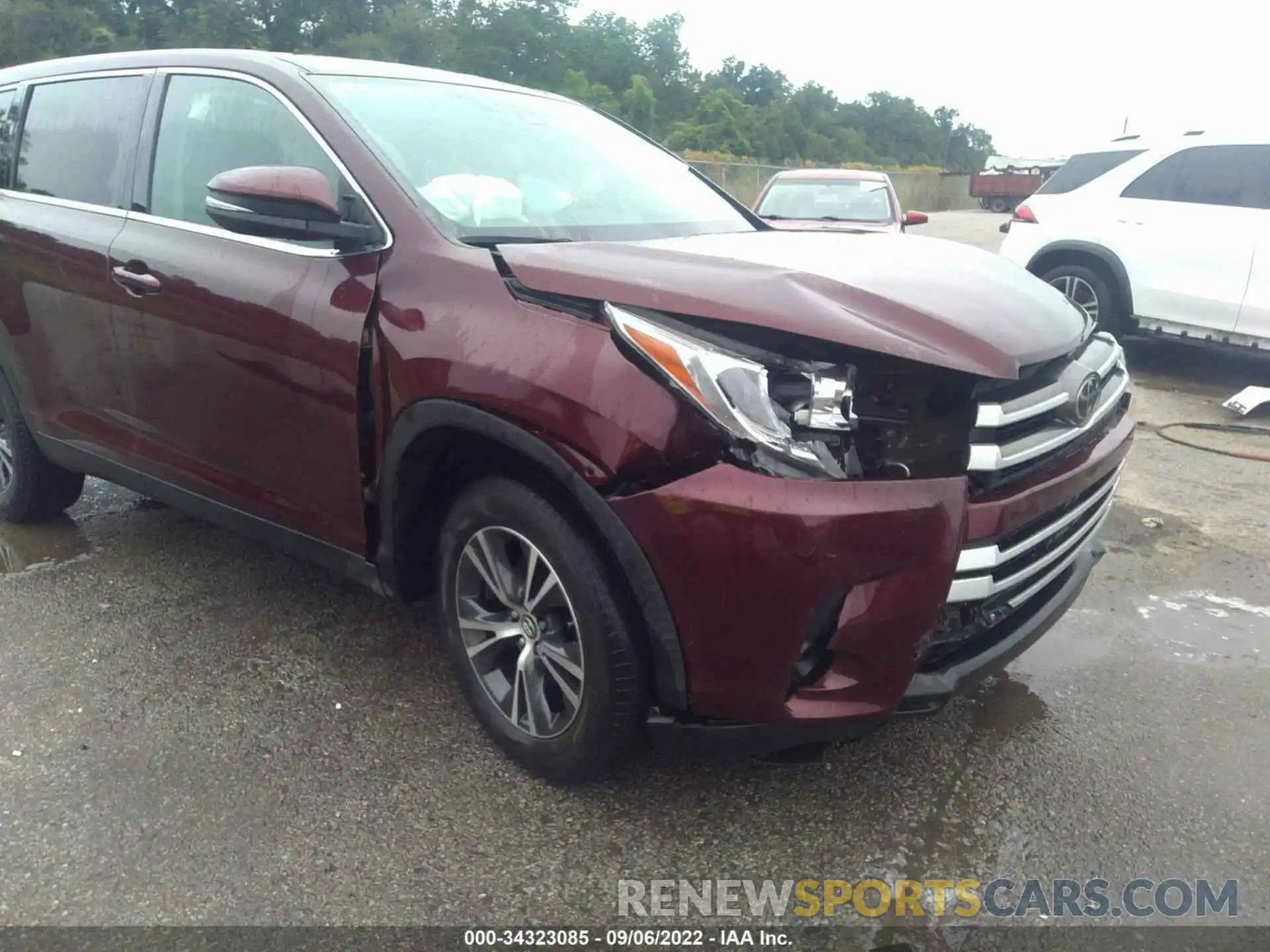 6 Photograph of a damaged car 5TDZARFHXKS051091 TOYOTA HIGHLANDER 2019