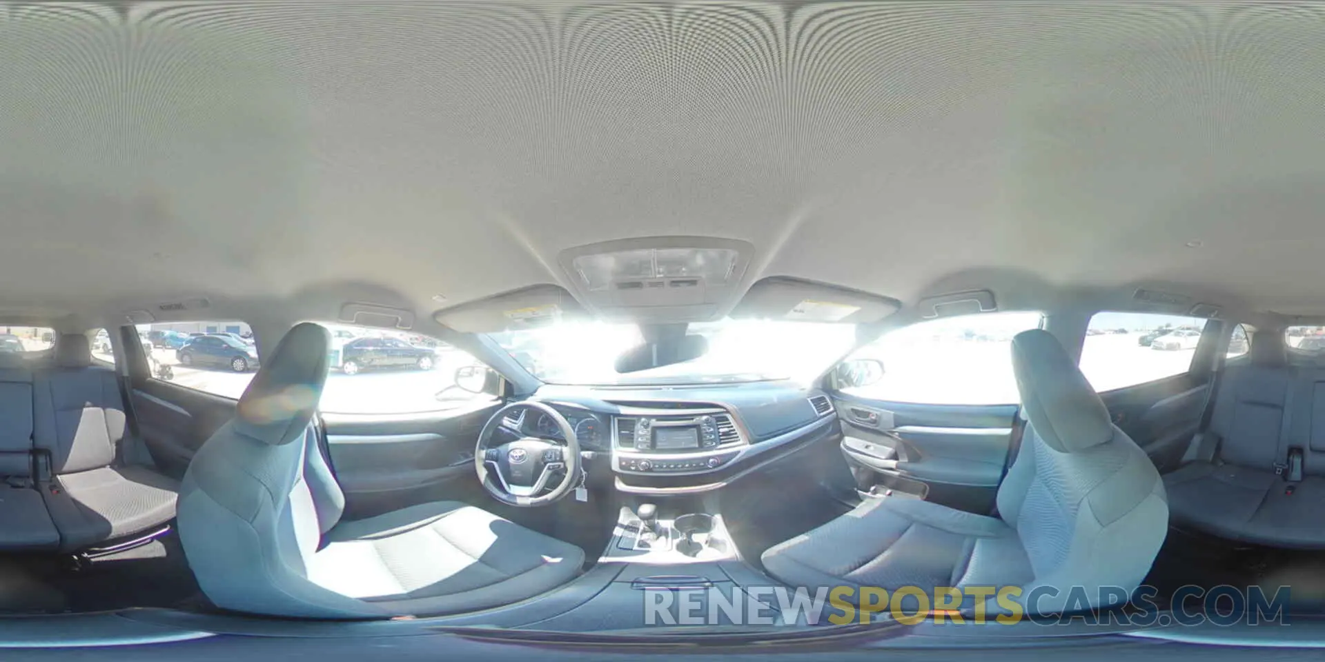 16 Photograph of a damaged car 5TDZZRFH0KS324788 TOYOTA HIGHLANDER 2019