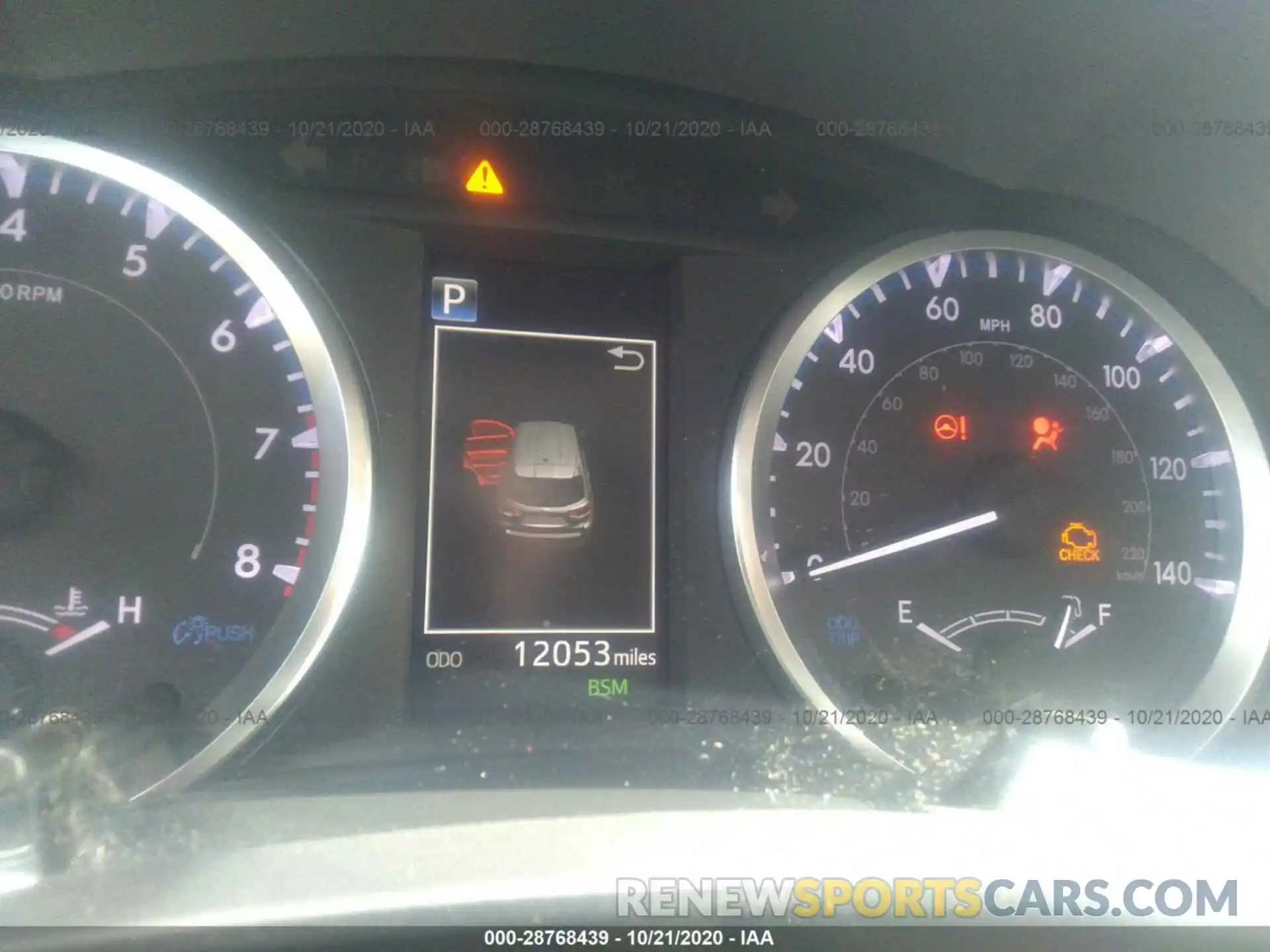 7 Photograph of a damaged car 5TDZZRFH0KS360626 TOYOTA HIGHLANDER 2019