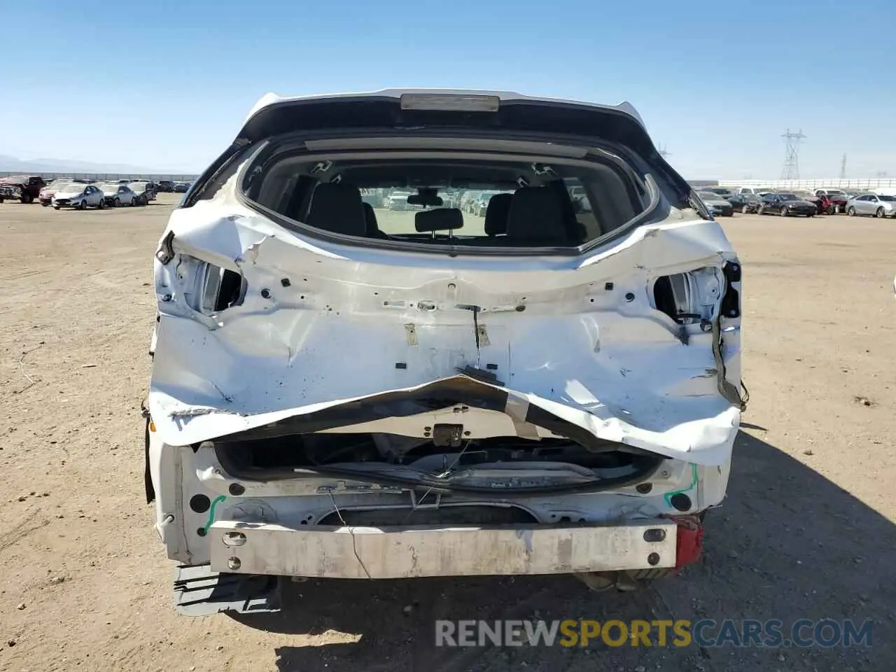 6 Photograph of a damaged car 5TDZZRFH1KS346248 TOYOTA HIGHLANDER 2019