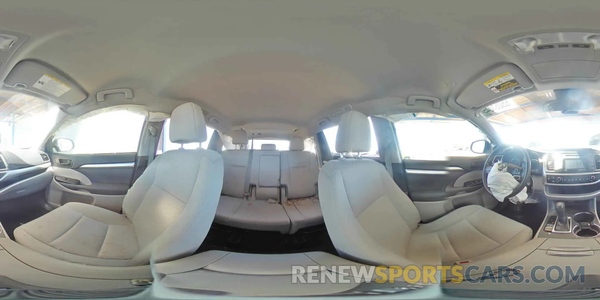 14 Photograph of a damaged car 5TDZZRFH1KS367536 TOYOTA HIGHLANDER 2019