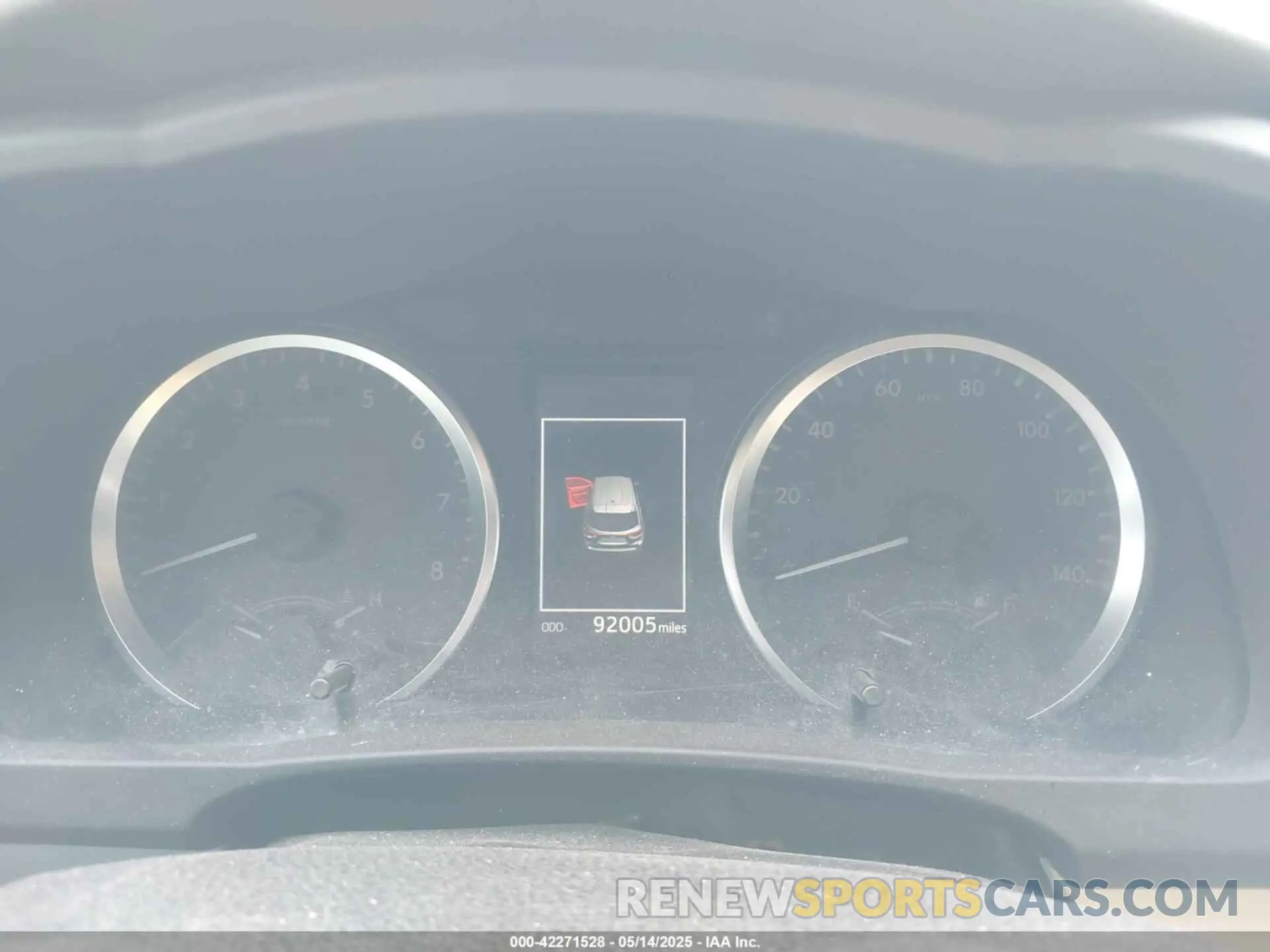 7 Photograph of a damaged car 5TDZZRFH2KS295875 TOYOTA HIGHLANDER 2019