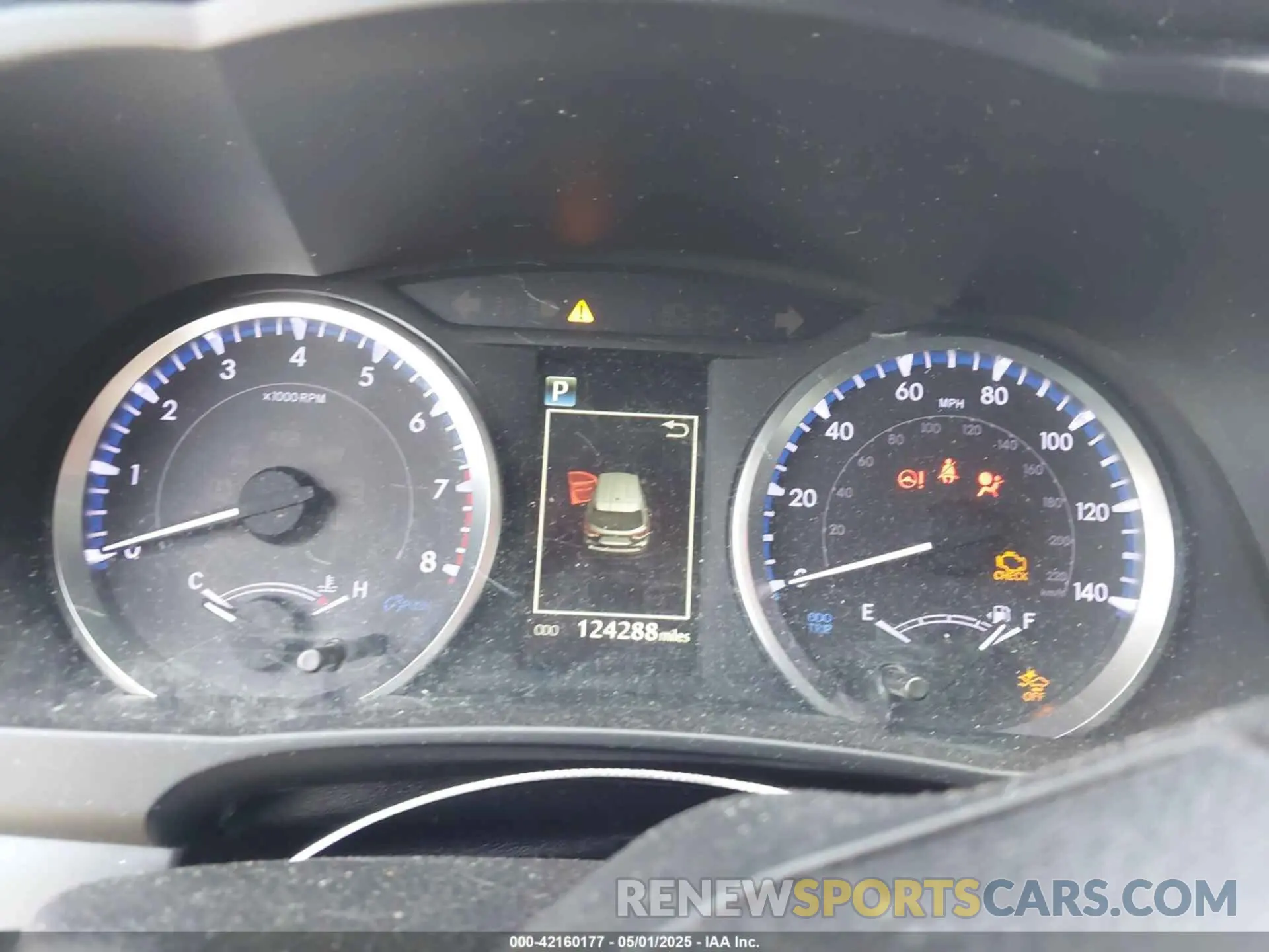 7 Photograph of a damaged car 5TDZZRFH3KS325109 TOYOTA HIGHLANDER 2019