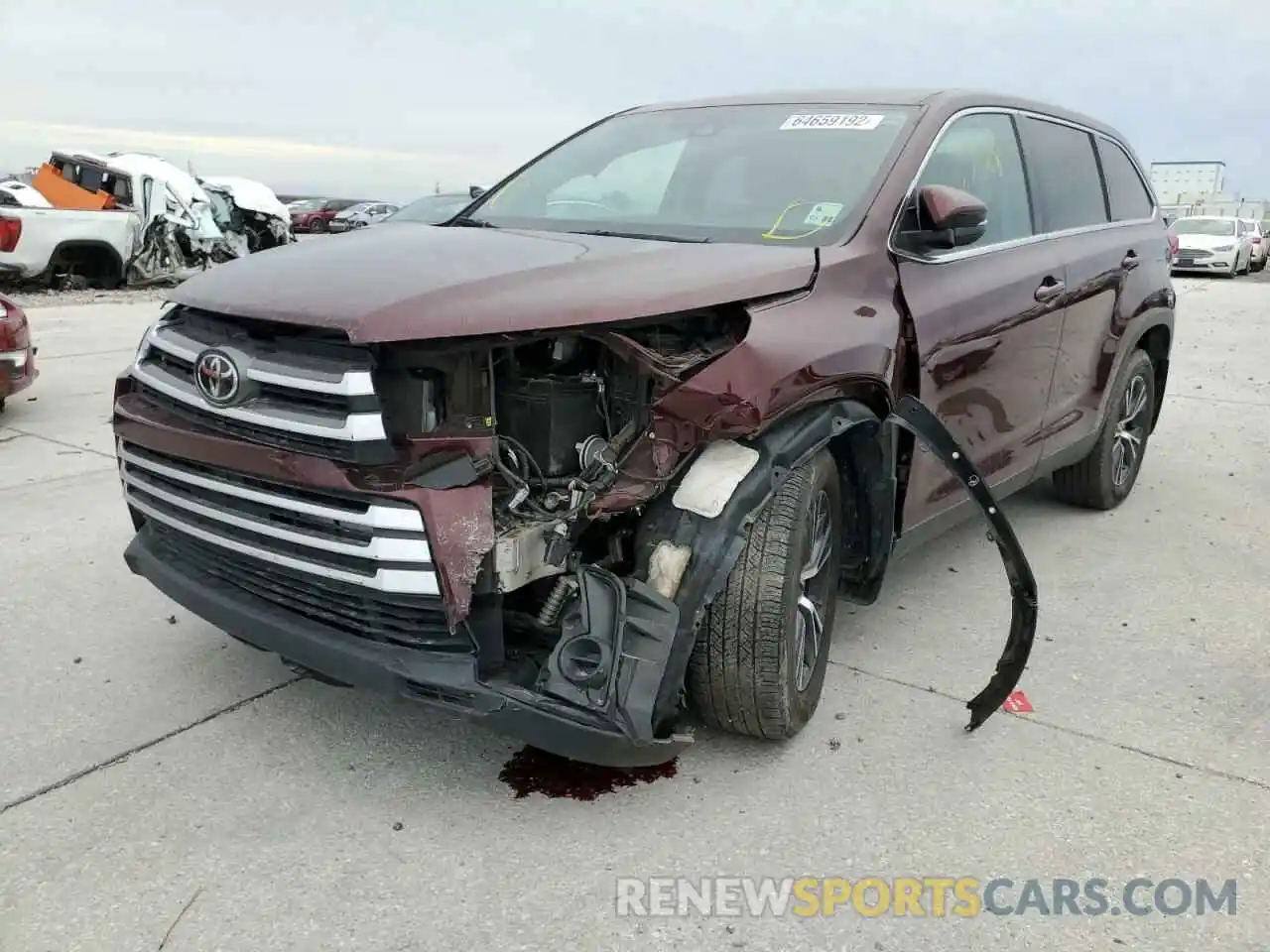 2 Photograph of a damaged car 5TDZZRFH3KS325725 TOYOTA HIGHLANDER 2019