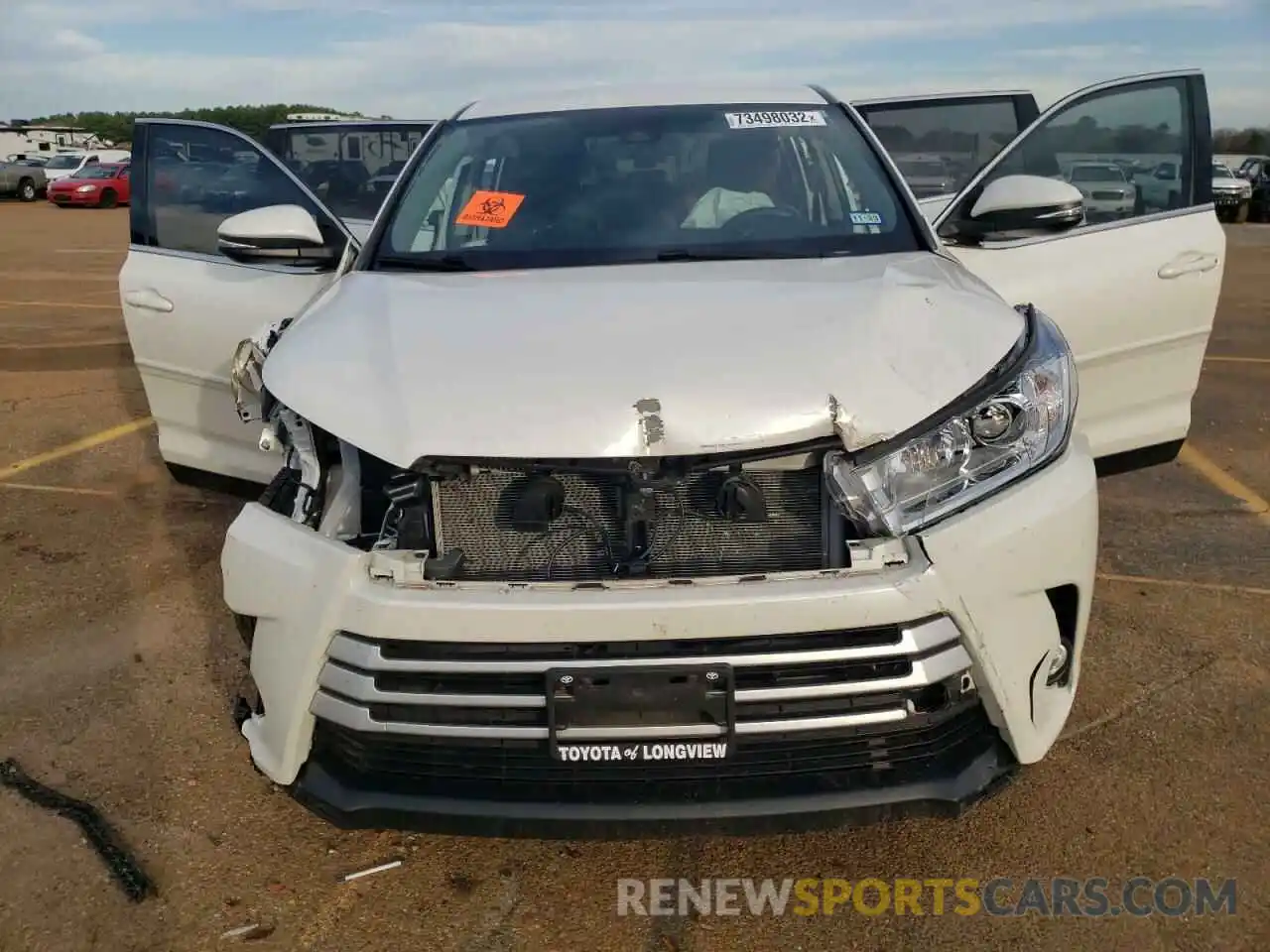 12 Photograph of a damaged car 5TDZZRFH3KS350270 TOYOTA HIGHLANDER 2019