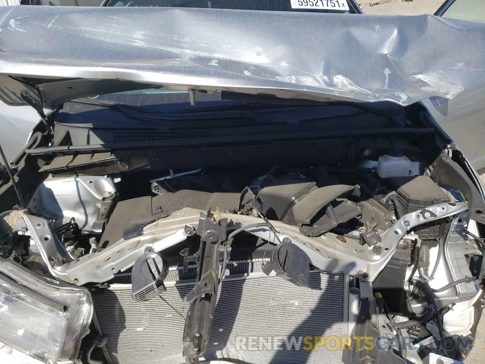 7 Photograph of a damaged car 5TDZZRFH3KS365349 TOYOTA HIGHLANDER 2019