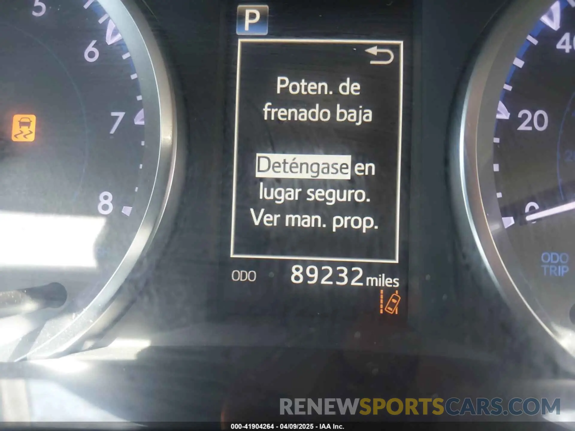 16 Photograph of a damaged car 5TDZZRFH4KS303149 TOYOTA HIGHLANDER 2019