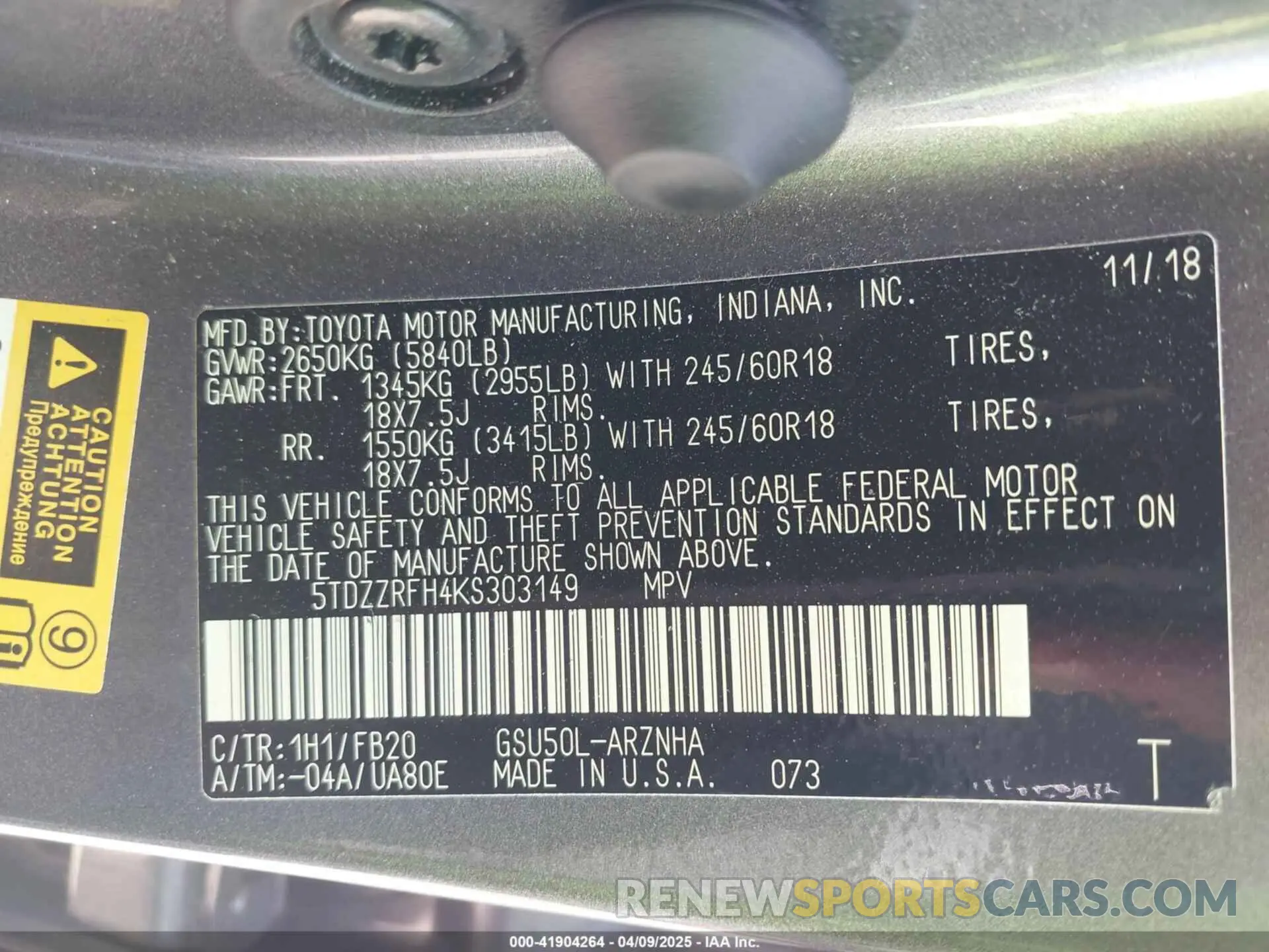 9 Photograph of a damaged car 5TDZZRFH4KS303149 TOYOTA HIGHLANDER 2019