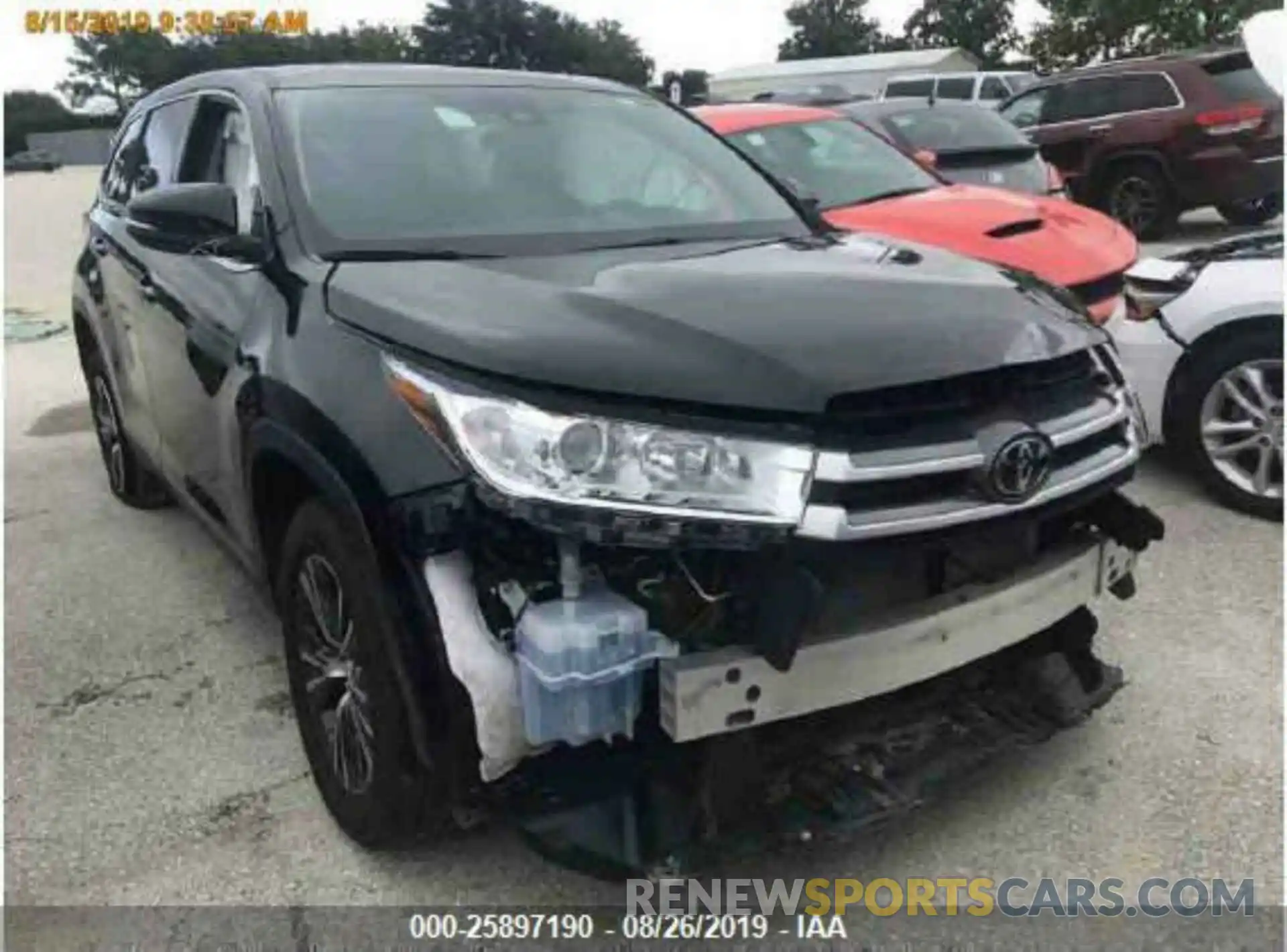 1 Photograph of a damaged car 5TDZZRFH4KS304396 TOYOTA HIGHLANDER 2019