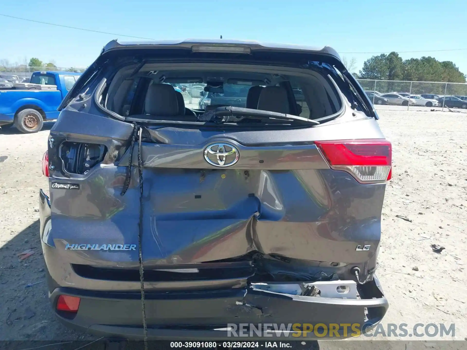 16 Photograph of a damaged car 5TDZZRFH4KS336359 TOYOTA HIGHLANDER 2019