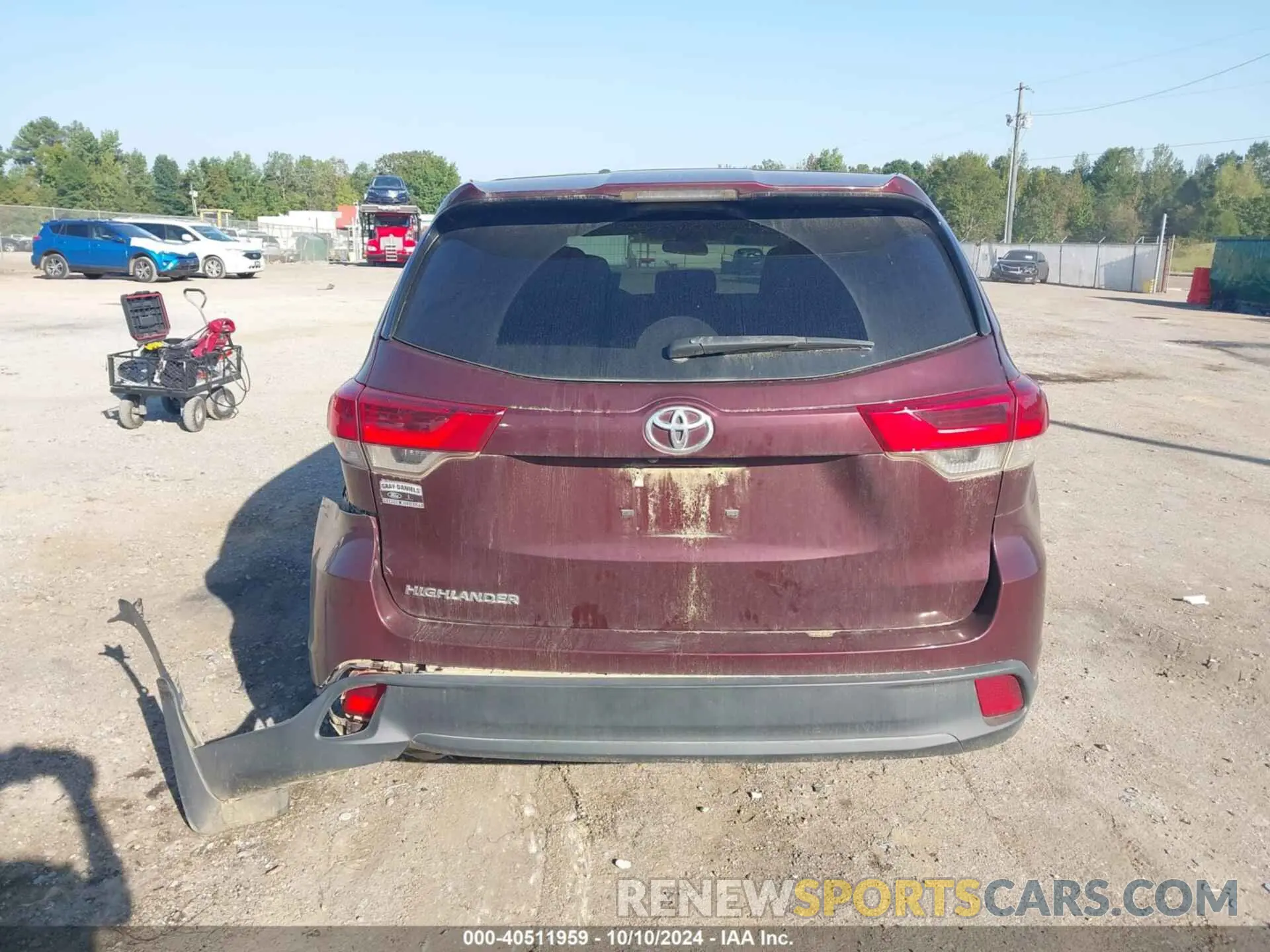 16 Photograph of a damaged car 5TDZZRFH4KS354778 TOYOTA HIGHLANDER 2019