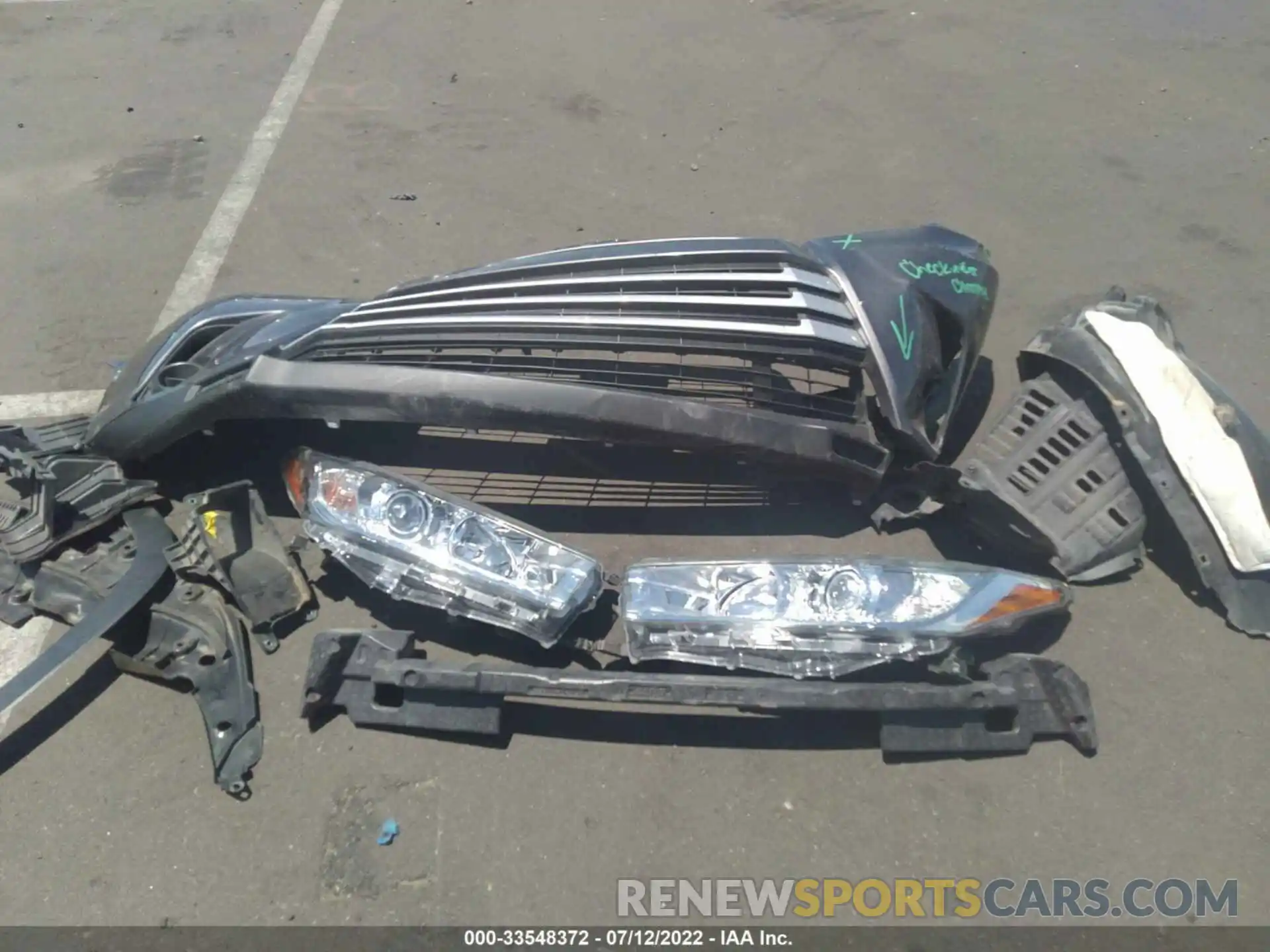 12 Photograph of a damaged car 5TDZZRFH4KS365179 TOYOTA HIGHLANDER 2019