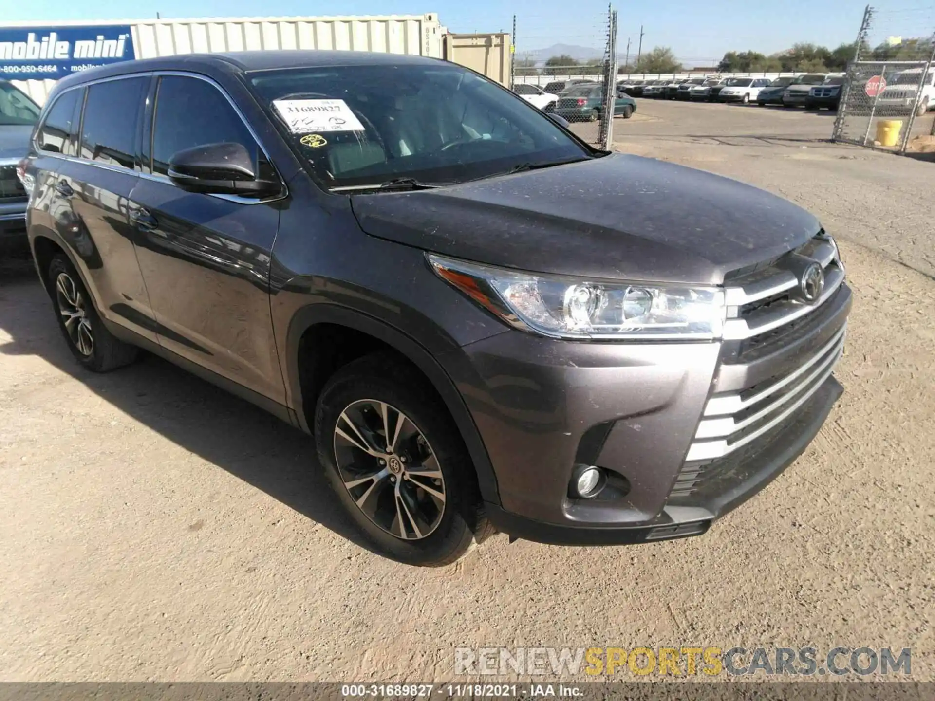 1 Photograph of a damaged car 5TDZZRFH4KS367708 TOYOTA HIGHLANDER 2019