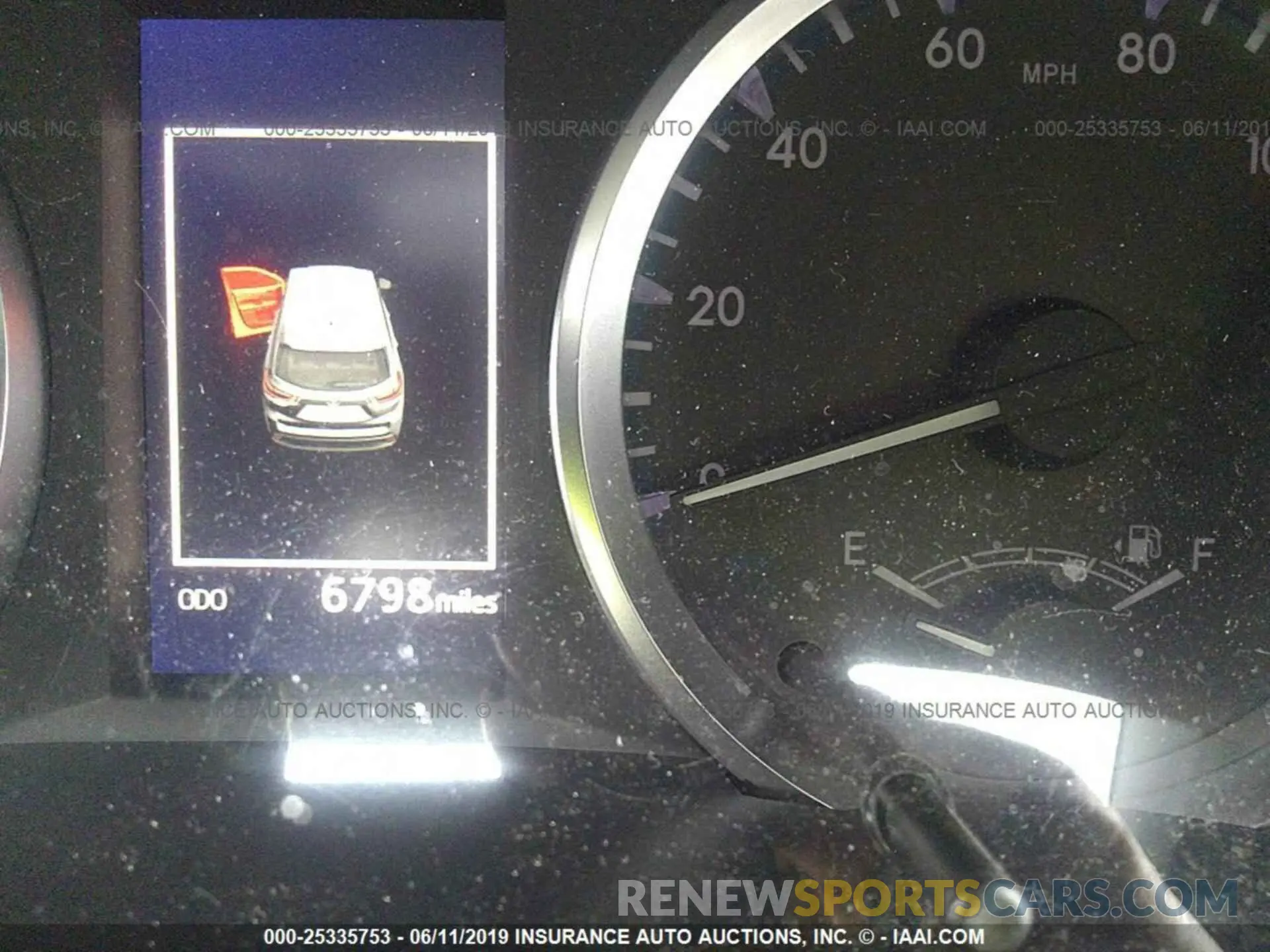 7 Photograph of a damaged car 5TDZZRFH5KS302222 TOYOTA HIGHLANDER 2019
