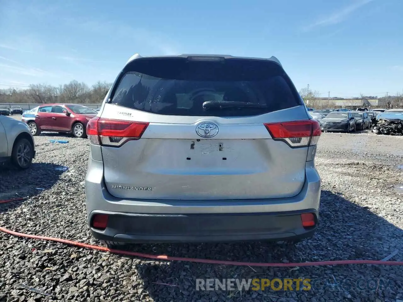 6 Photograph of a damaged car 5TDZZRFH5KS320364 TOYOTA HIGHLANDER 2019