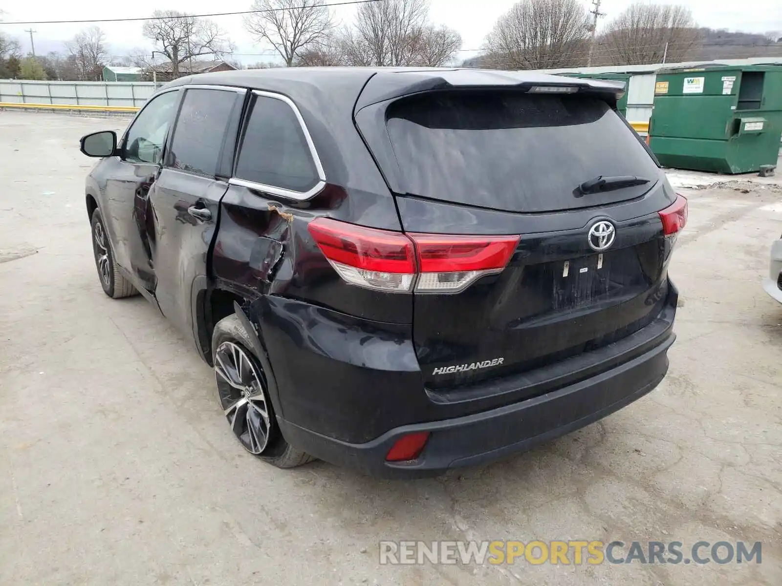 3 Photograph of a damaged car 5TDZZRFH5KS320770 TOYOTA HIGHLANDER 2019