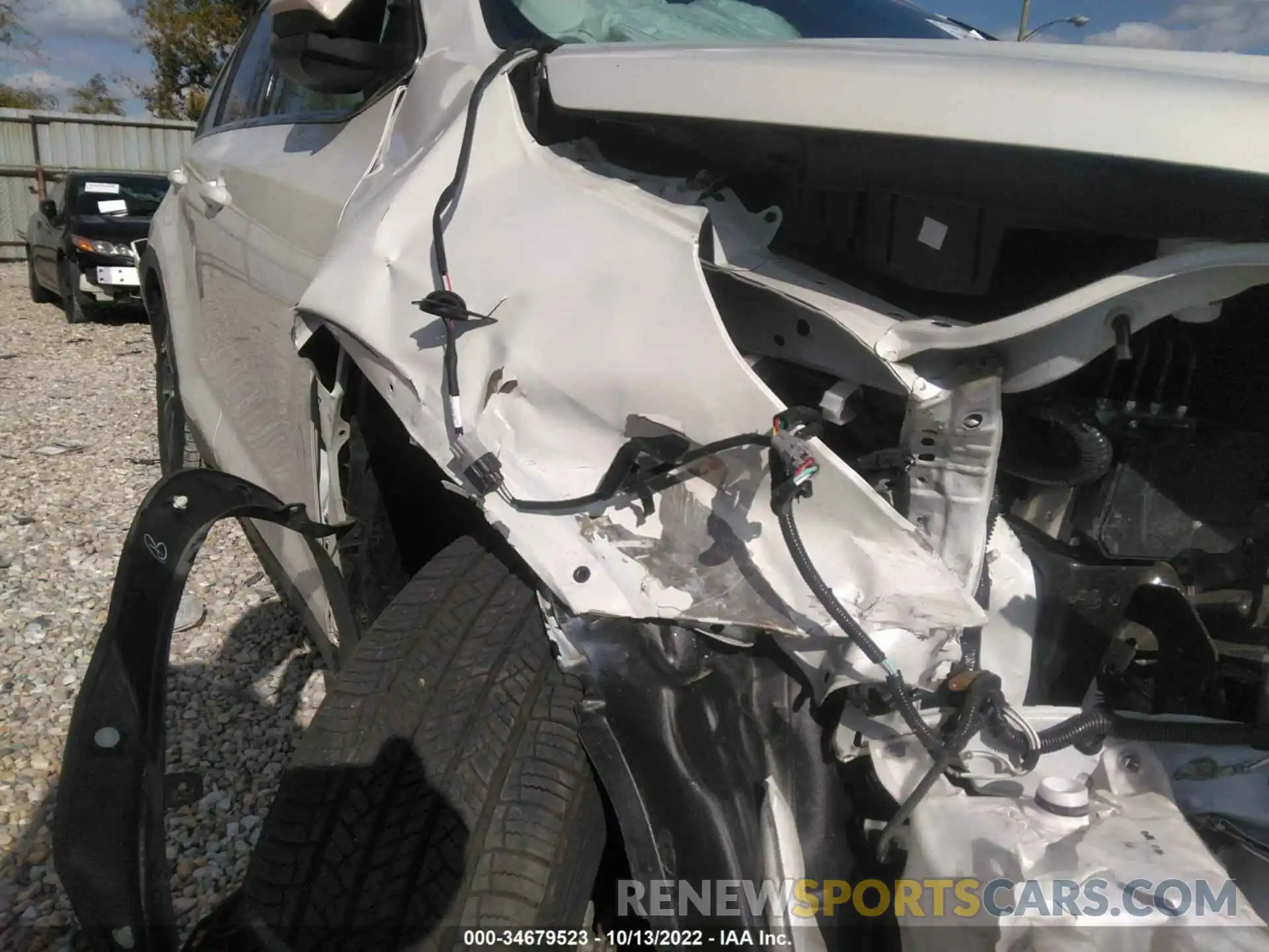 14 Photograph of a damaged car 5TDZZRFH5KS333258 TOYOTA HIGHLANDER 2019