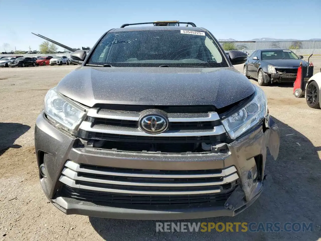 5 Photograph of a damaged car 5TDZZRFH6KS333737 TOYOTA HIGHLANDER 2019