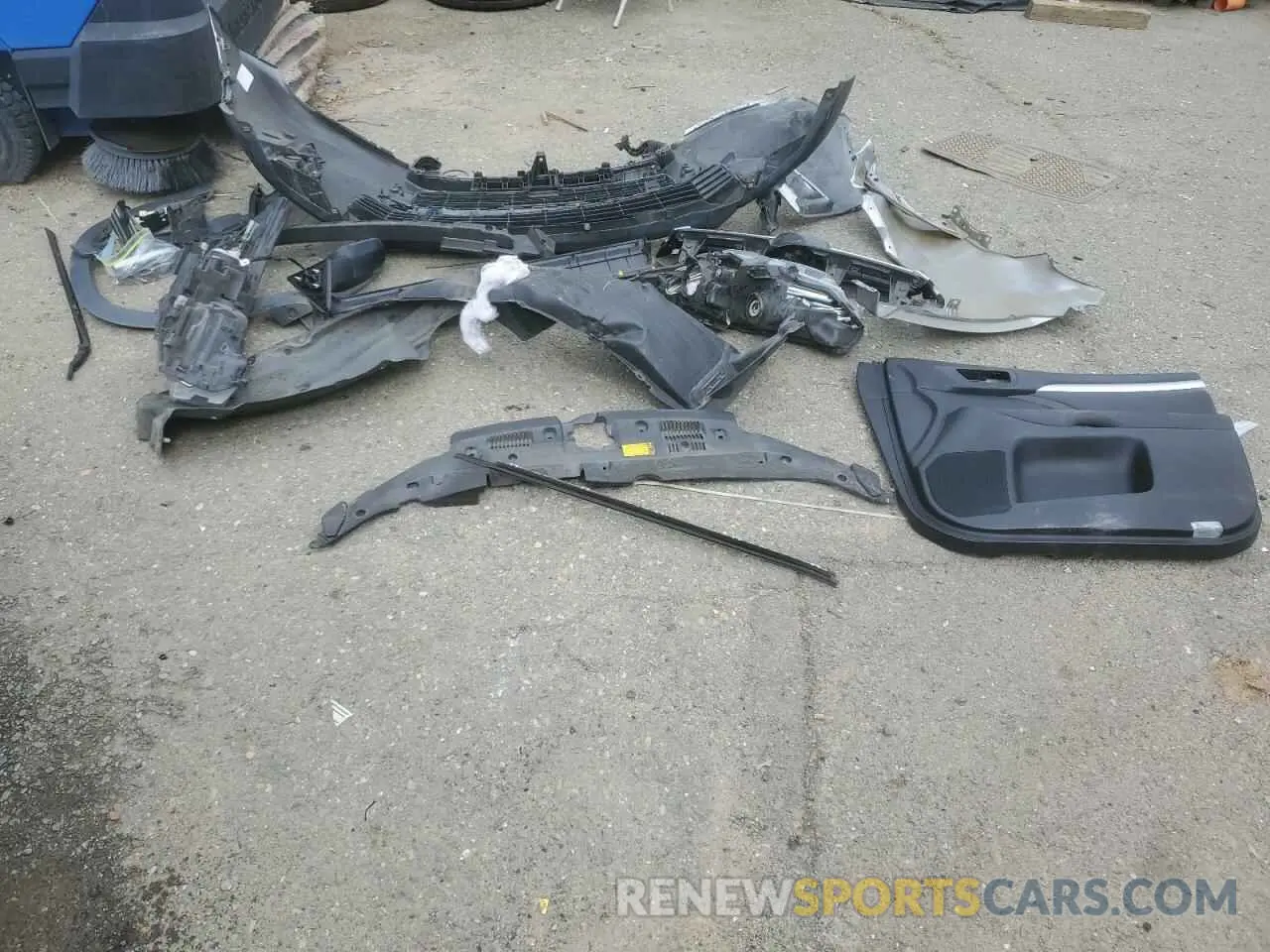 13 Photograph of a damaged car 5TDZZRFH7KS299274 TOYOTA HIGHLANDER 2019