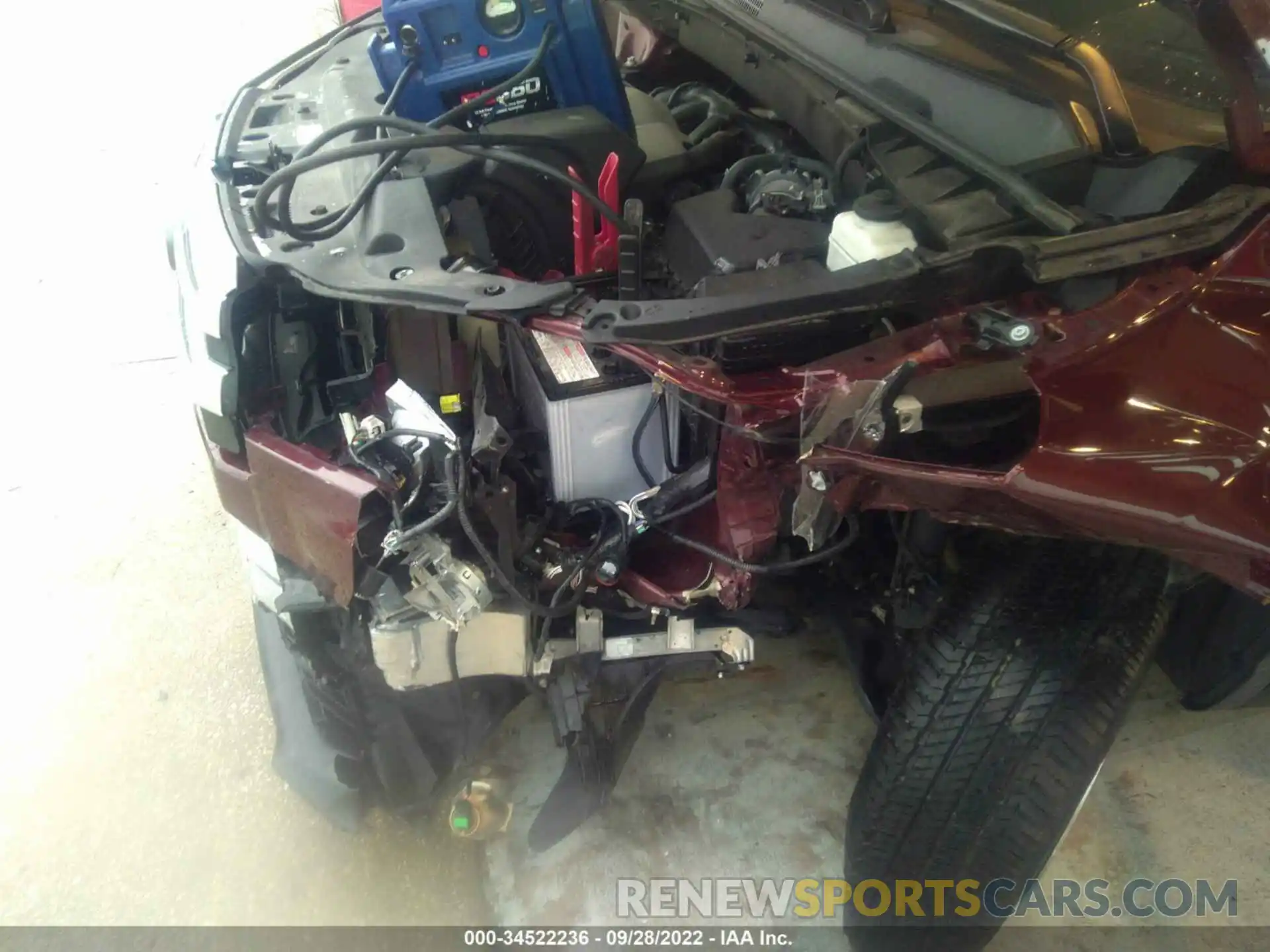 6 Photograph of a damaged car 5TDZZRFH8KS369994 TOYOTA HIGHLANDER 2019