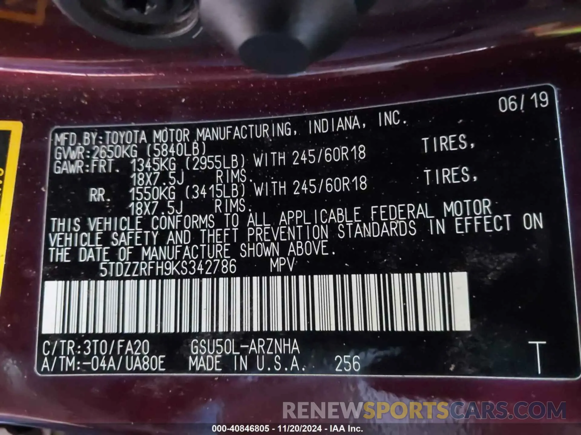 9 Photograph of a damaged car 5TDZZRFH9KS342786 TOYOTA HIGHLANDER 2019
