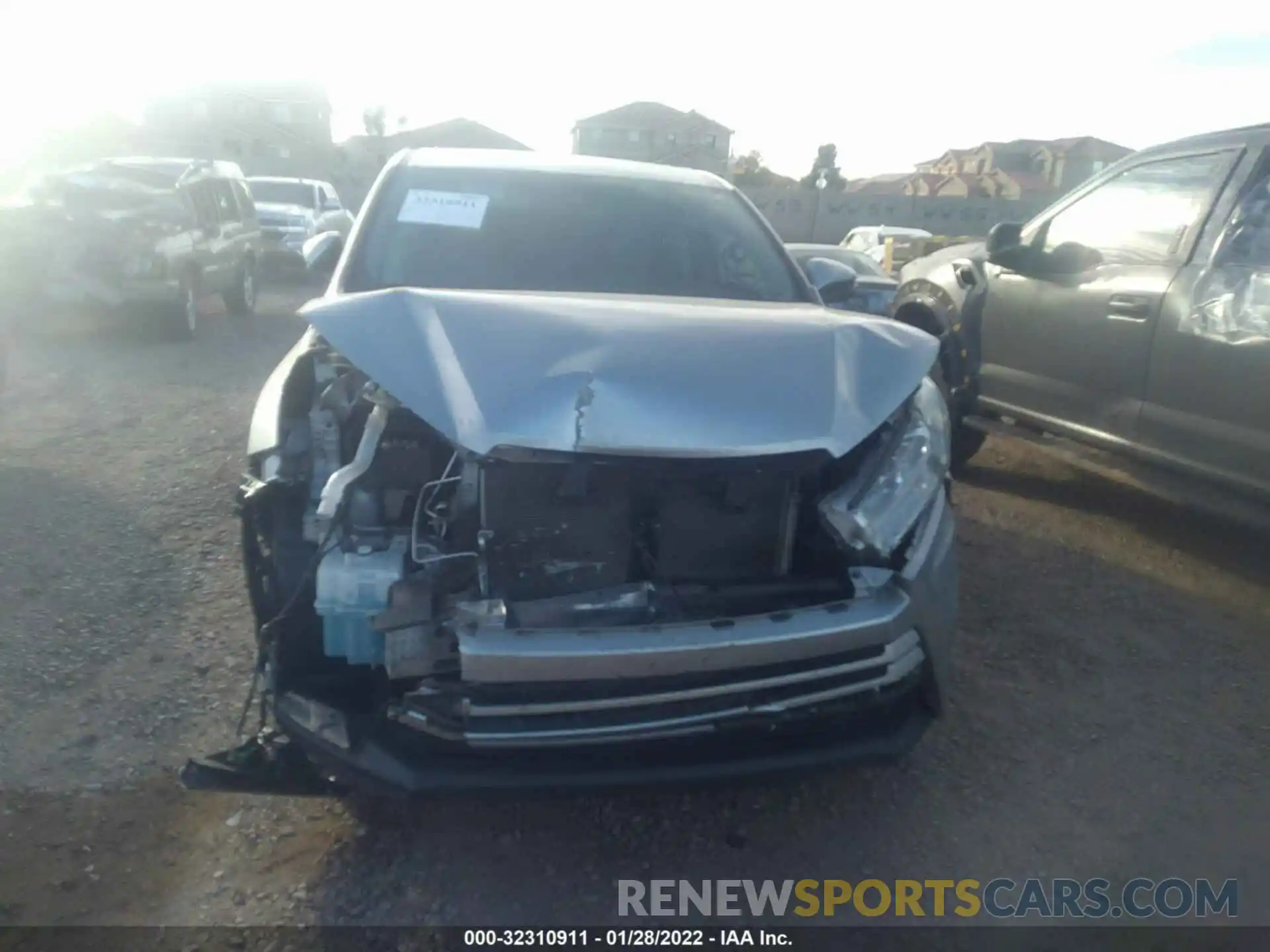 6 Photograph of a damaged car 5TDZZRFHXKS299768 TOYOTA HIGHLANDER 2019