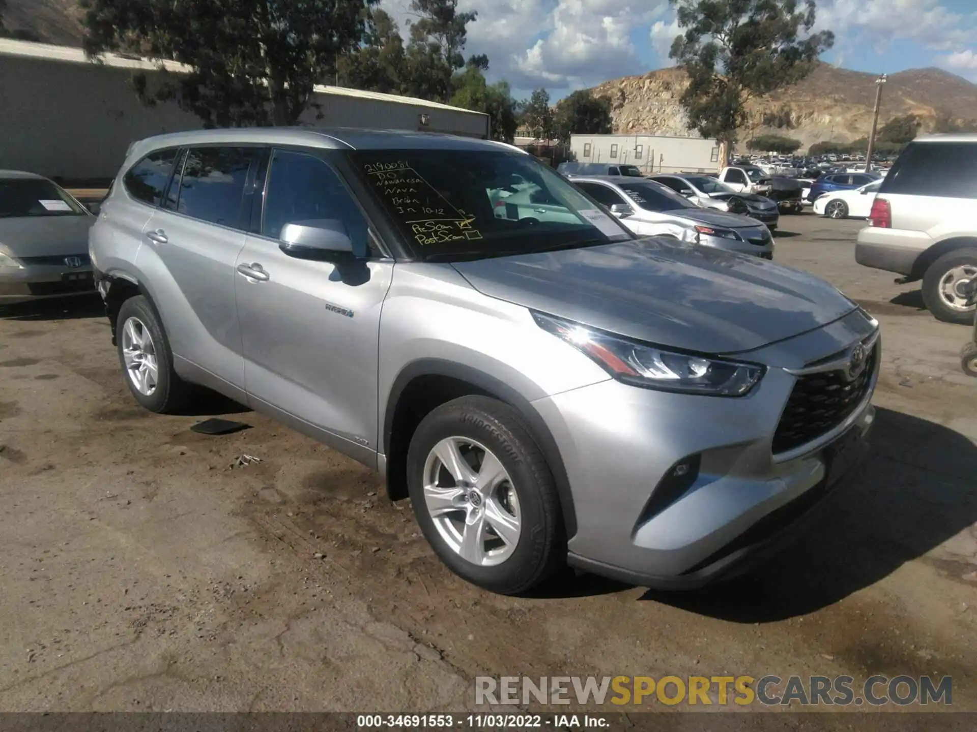 1 Photograph of a damaged car 5TDBBRCH1LS501683 TOYOTA HIGHLANDER 2020