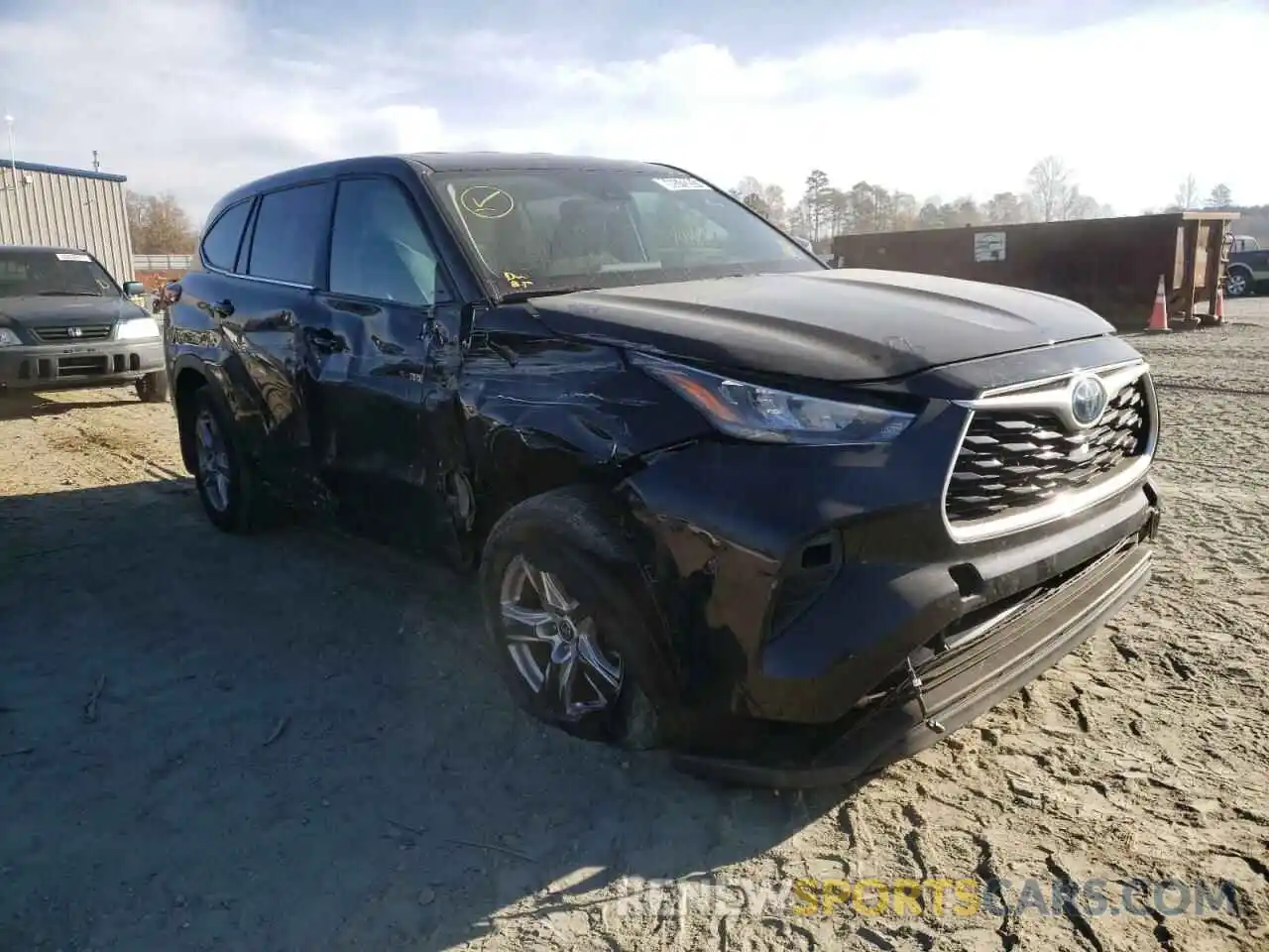 1 Photograph of a damaged car 5TDBBRCH6LS507415 TOYOTA HIGHLANDER 2020