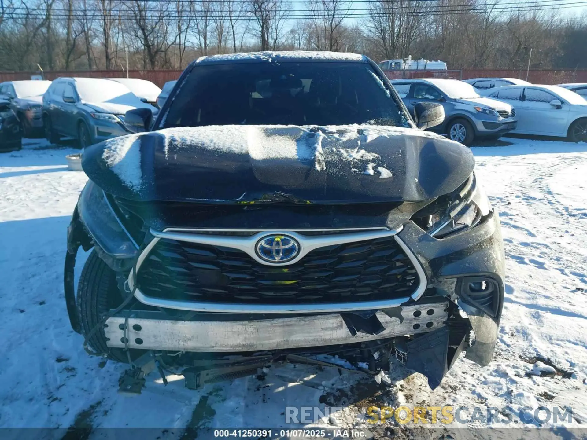 12 Photograph of a damaged car 5TDBBRCH7LS504782 TOYOTA HIGHLANDER 2020