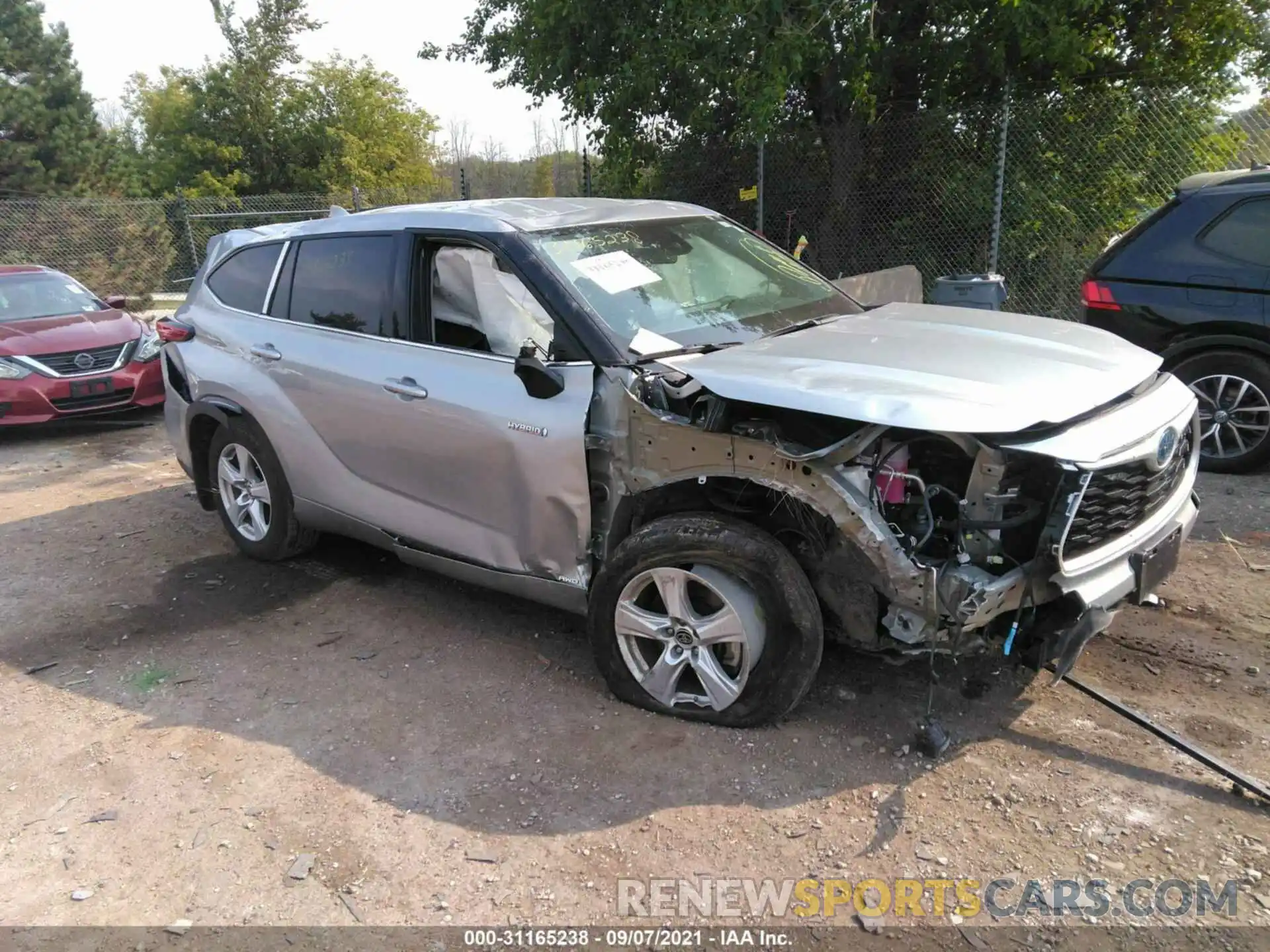 1 Photograph of a damaged car 5TDBBRCH8LS504547 TOYOTA HIGHLANDER 2020