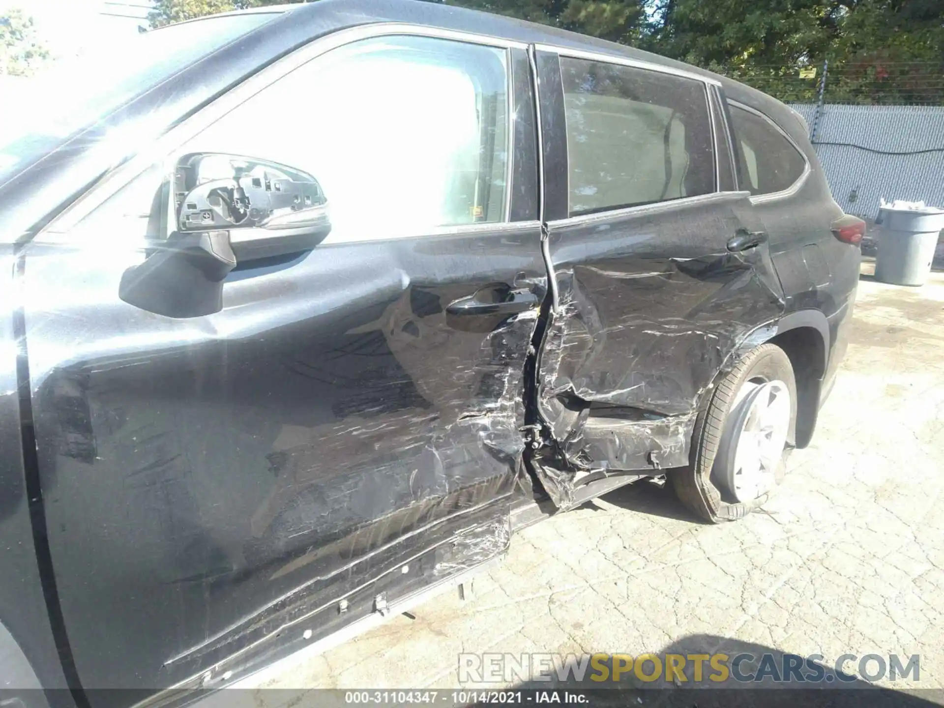 6 Photograph of a damaged car 5TDBZRBH0LS035788 TOYOTA HIGHLANDER 2020