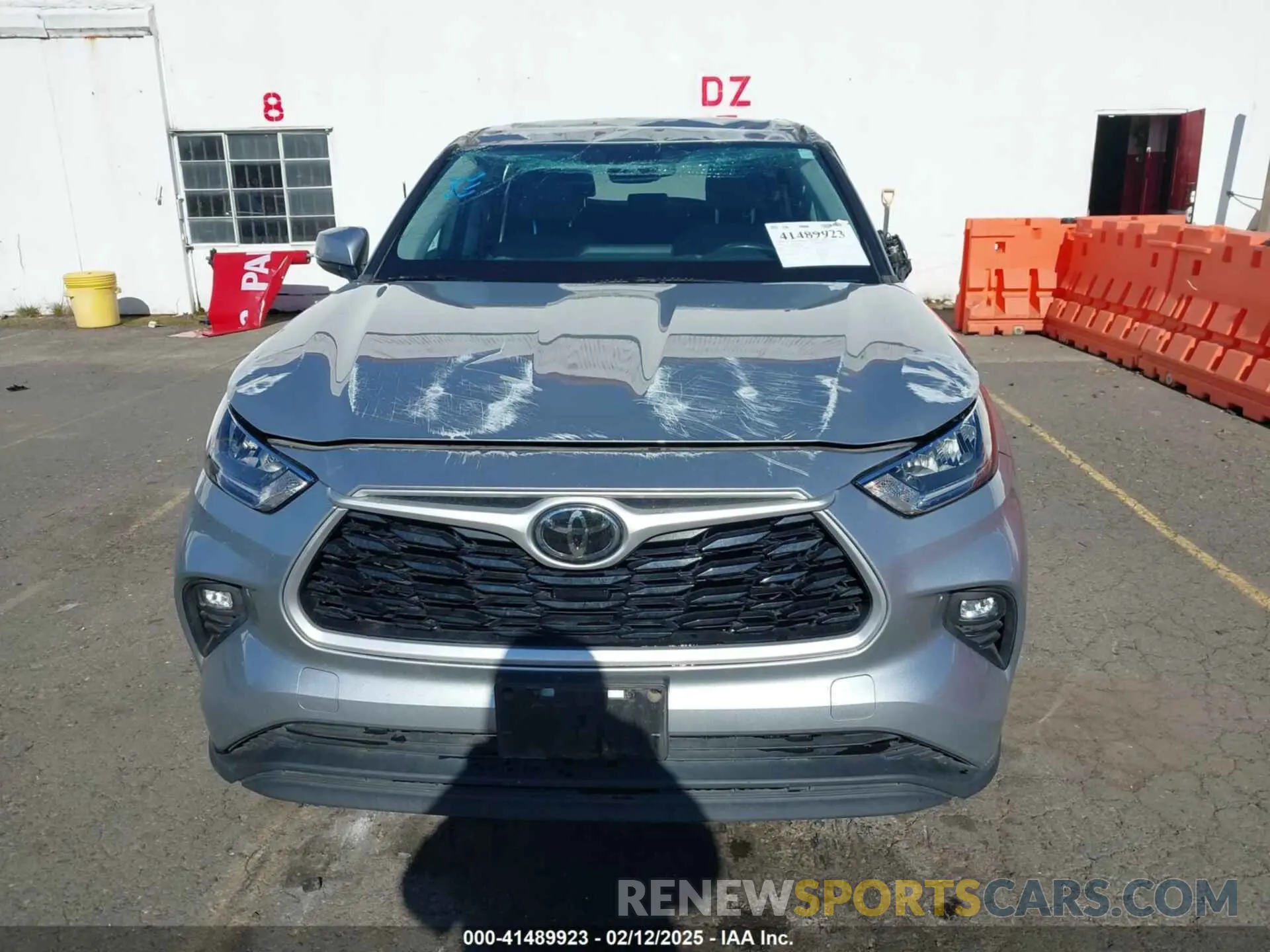 12 Photograph of a damaged car 5TDBZRBH0LS045947 TOYOTA HIGHLANDER 2020