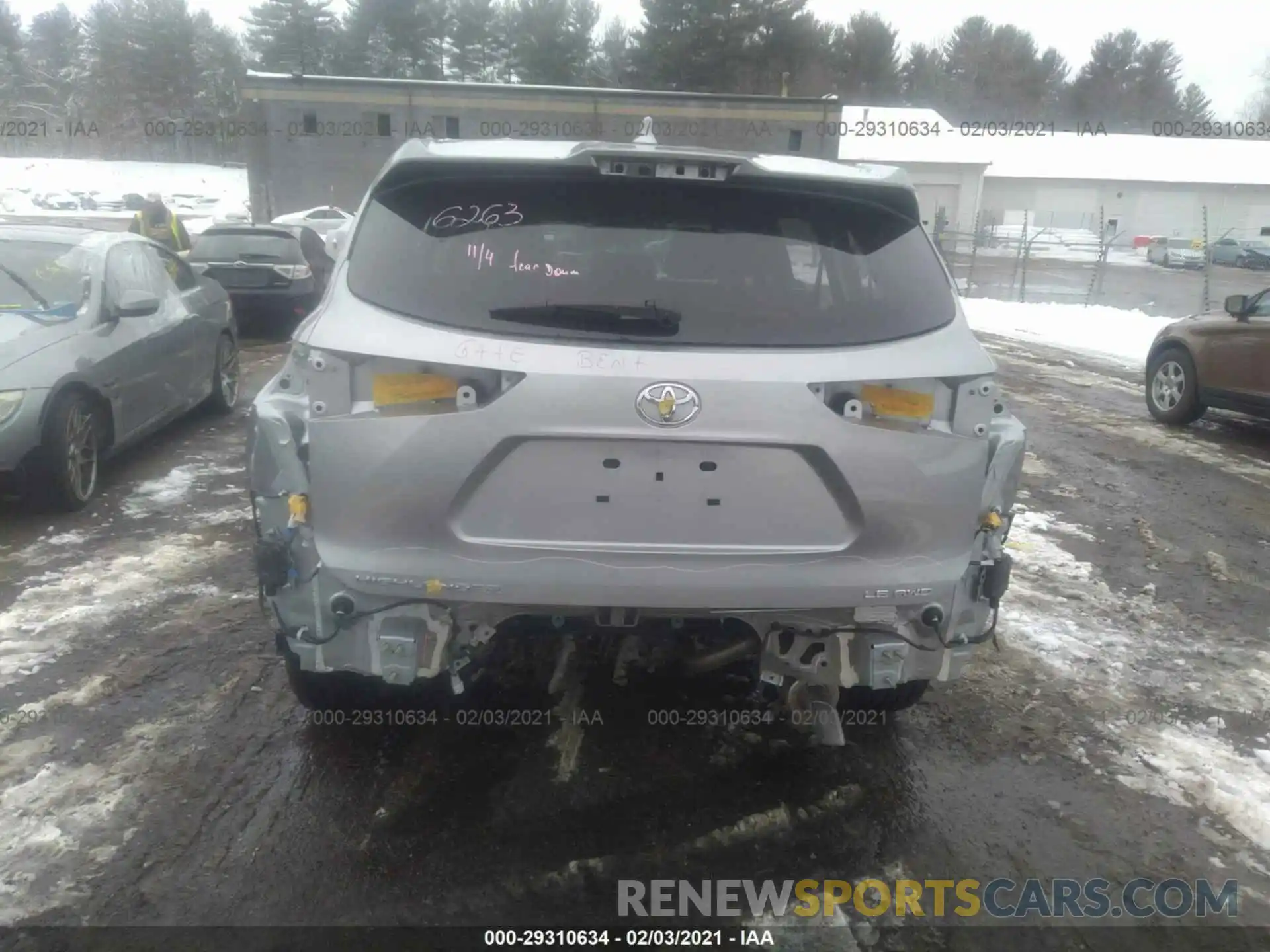 6 Photograph of a damaged car 5TDBZRBH0LS500733 TOYOTA HIGHLANDER 2020