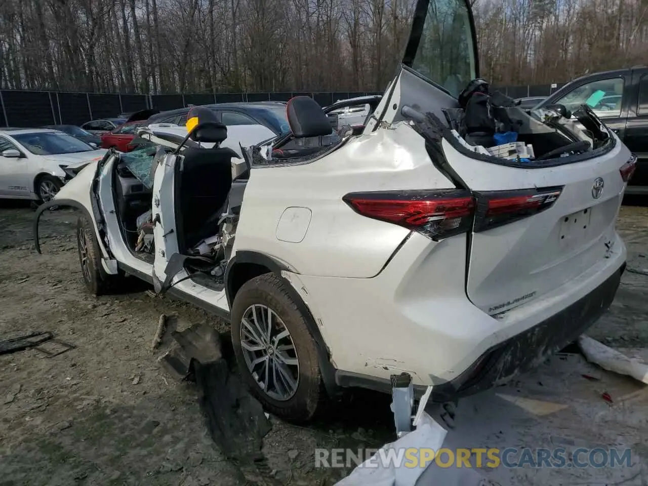 2 Photograph of a damaged car 5TDBZRBH0LS507455 TOYOTA HIGHLANDER 2020