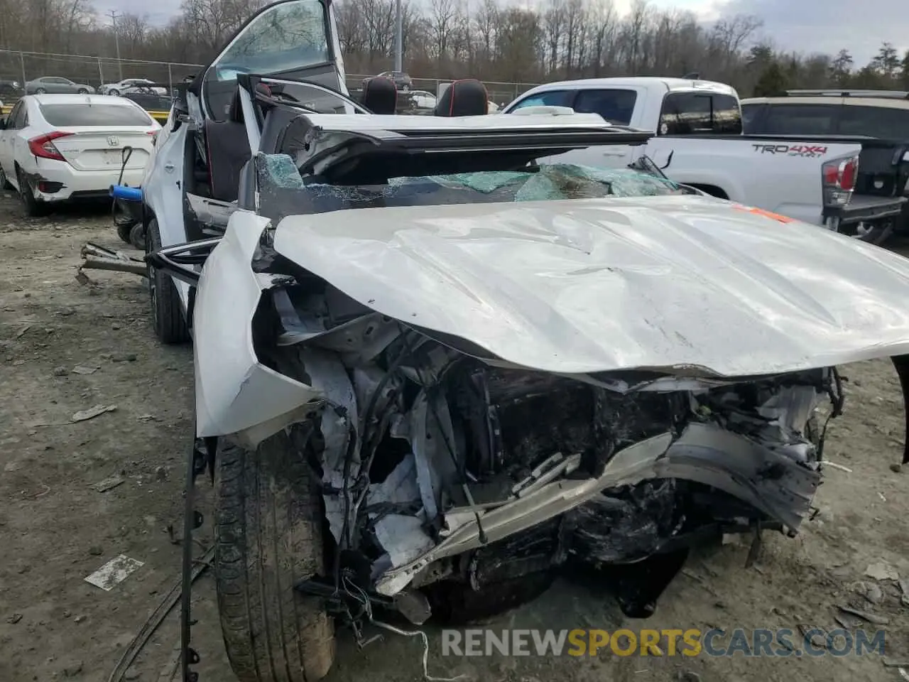 4 Photograph of a damaged car 5TDBZRBH0LS507455 TOYOTA HIGHLANDER 2020