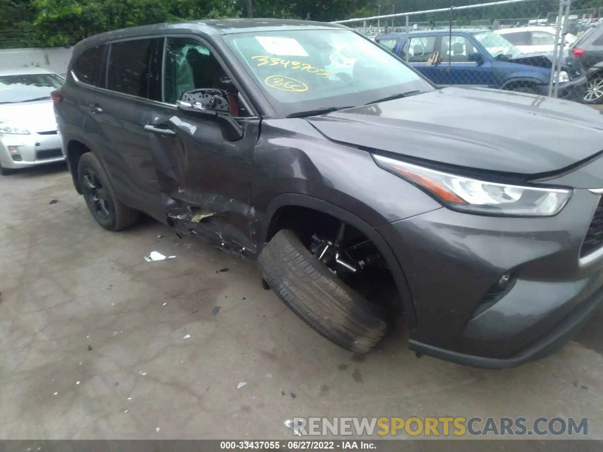 6 Photograph of a damaged car 5TDBZRBH1LS003268 TOYOTA HIGHLANDER 2020