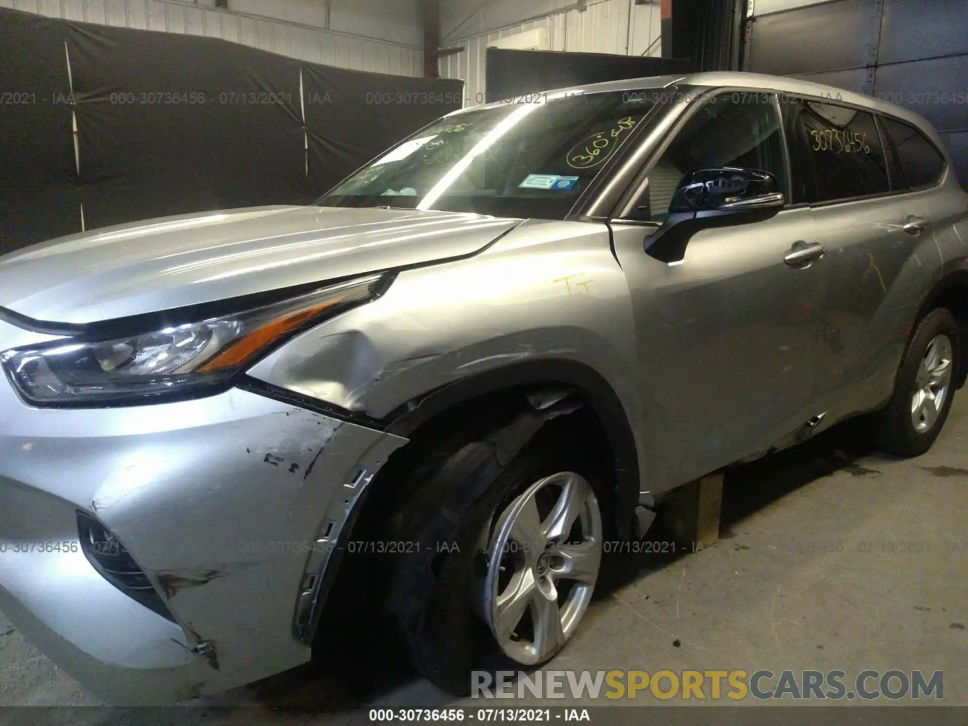 6 Photograph of a damaged car 5TDBZRBH2LS024064 TOYOTA HIGHLANDER 2020