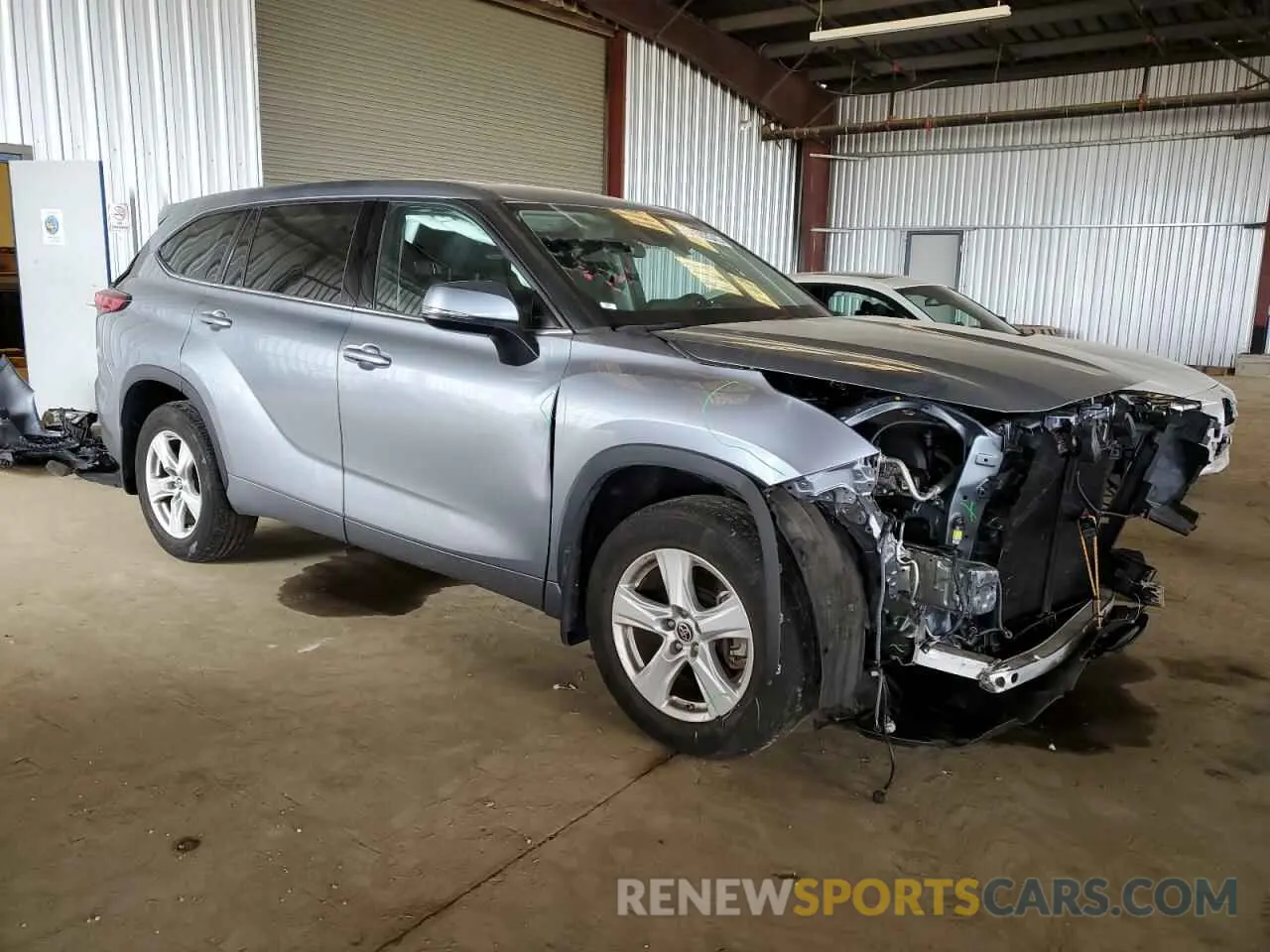 4 Photograph of a damaged car 5TDBZRBH2LS026347 TOYOTA HIGHLANDER 2020