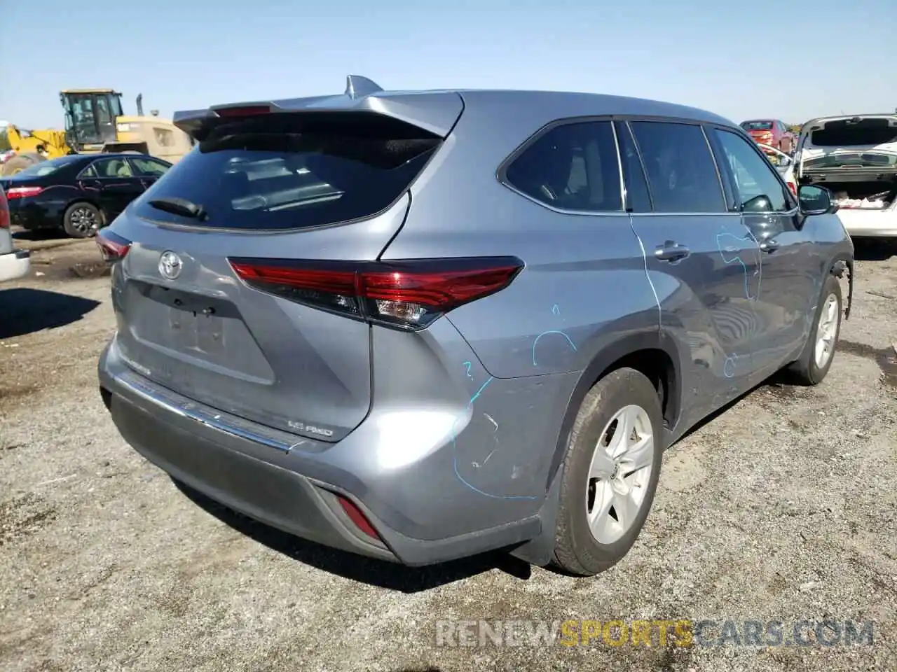 4 Photograph of a damaged car 5TDBZRBH2LS036165 TOYOTA HIGHLANDER 2020