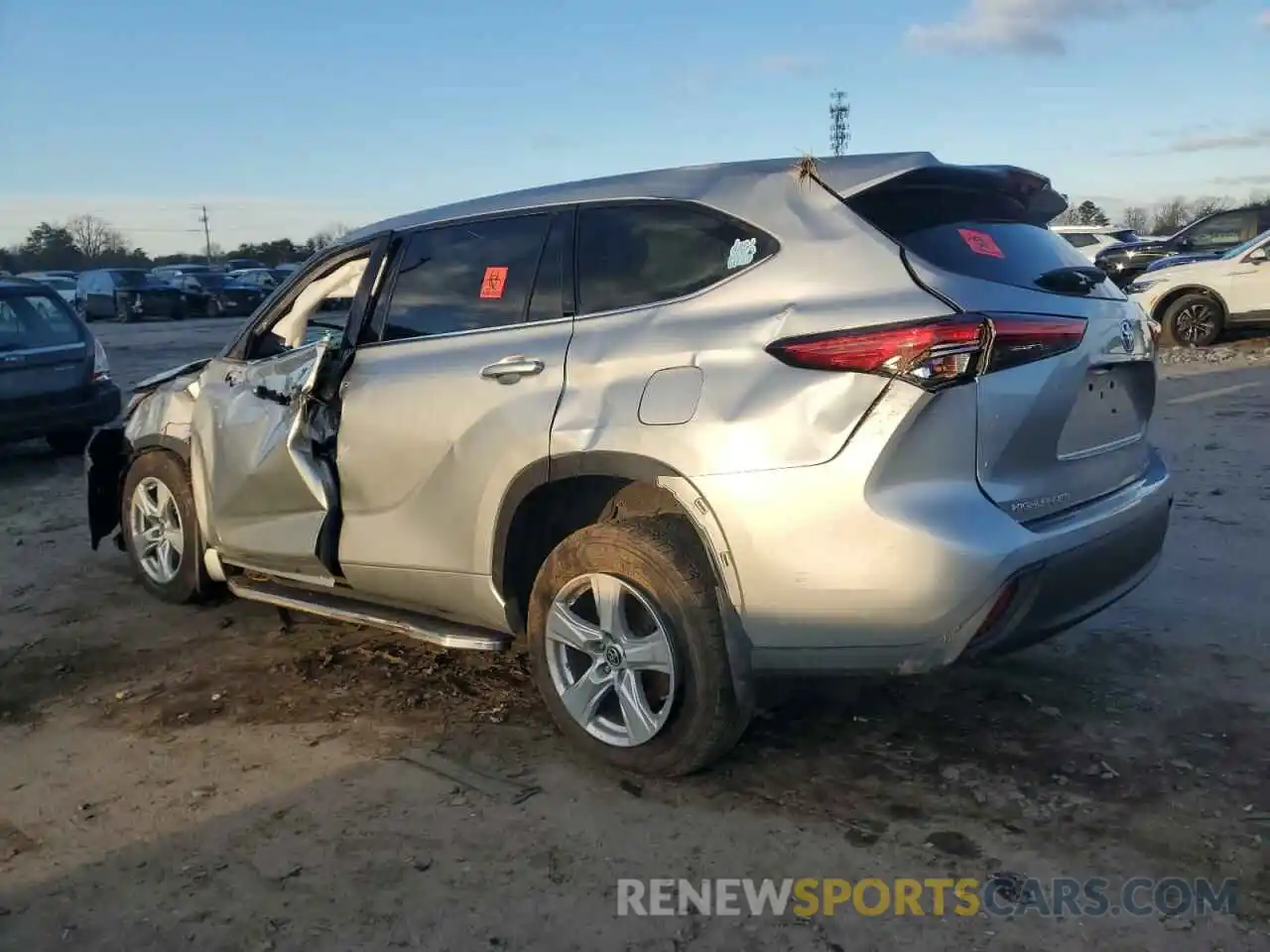 2 Photograph of a damaged car 5TDBZRBH3LS056120 TOYOTA HIGHLANDER 2020