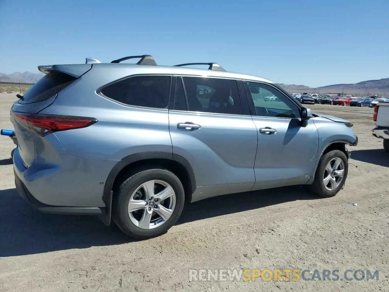 3 Photograph of a damaged car 5TDBZRBH6LS008658 TOYOTA HIGHLANDER 2020