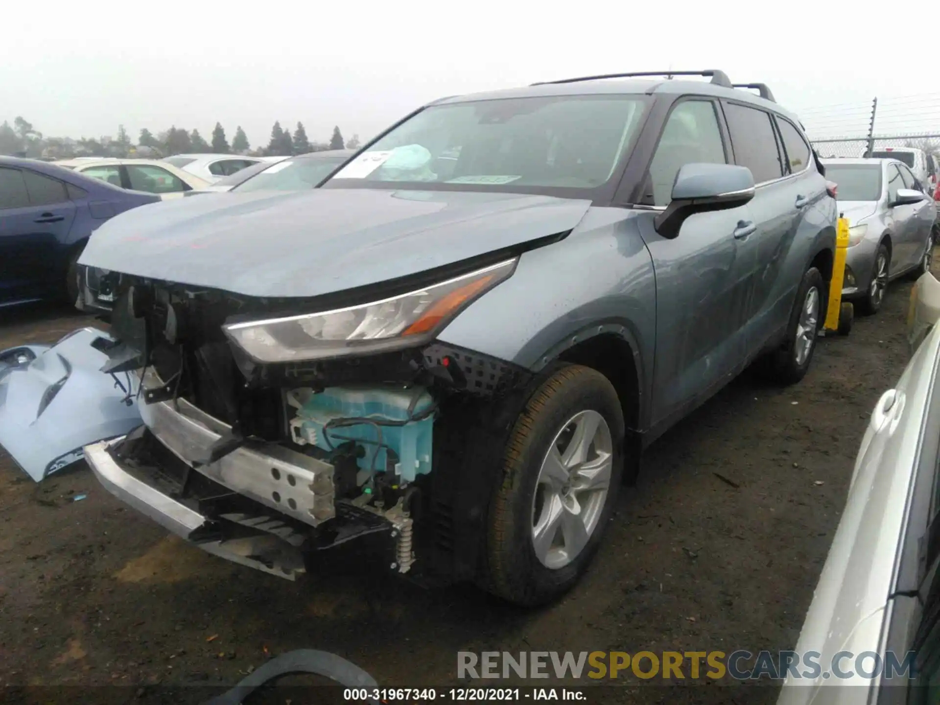 2 Photograph of a damaged car 5TDBZRBH8LS045971 TOYOTA HIGHLANDER 2020