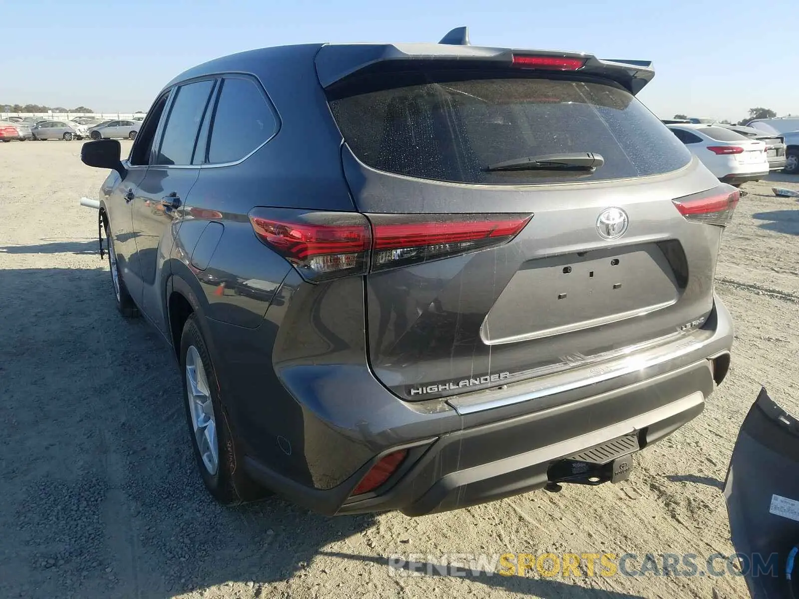 3 Photograph of a damaged car 5TDBZRBH8LS512824 TOYOTA HIGHLANDER 2020