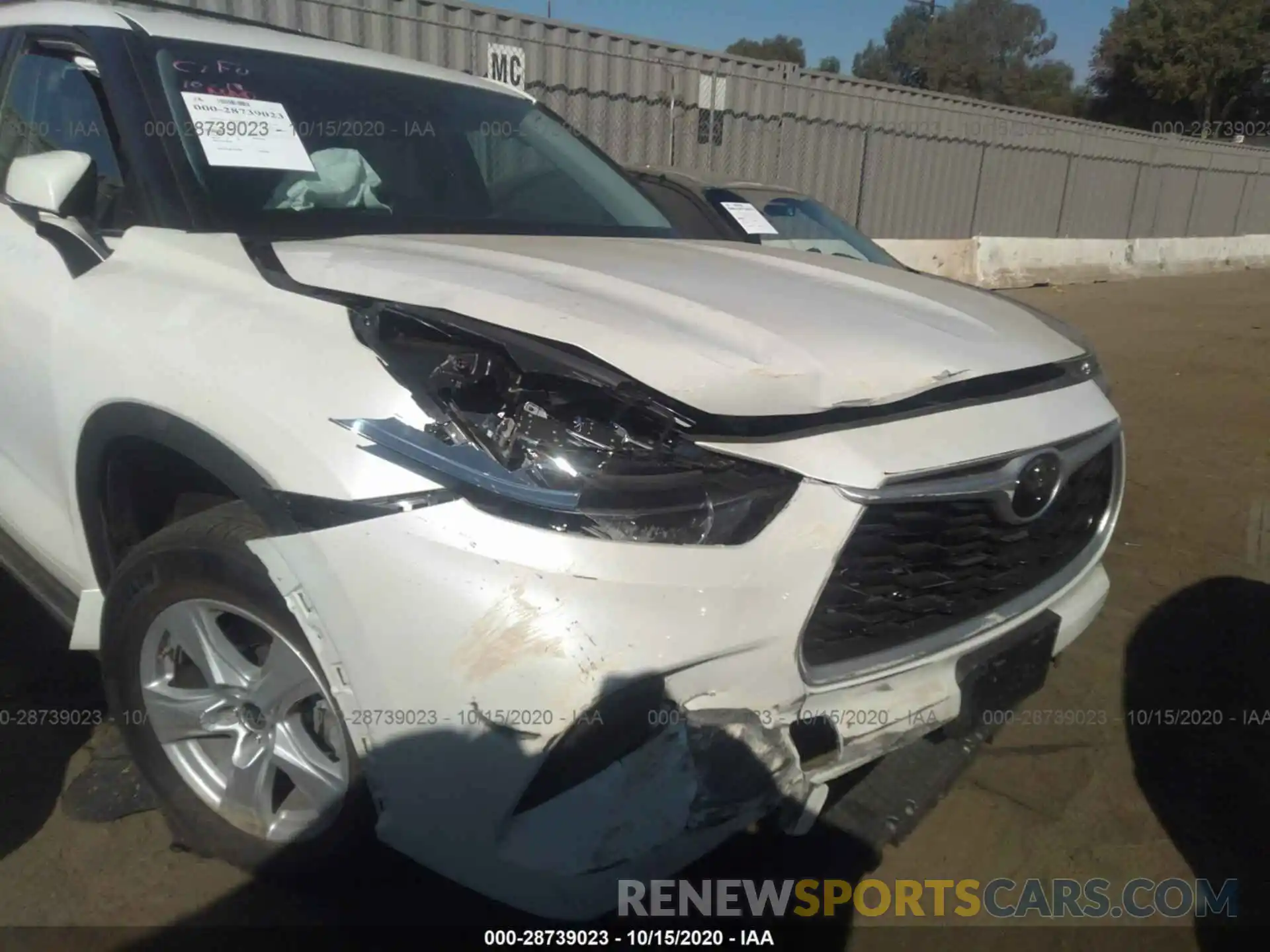 6 Photograph of a damaged car 5TDCZRAH0LS001159 TOYOTA HIGHLANDER 2020