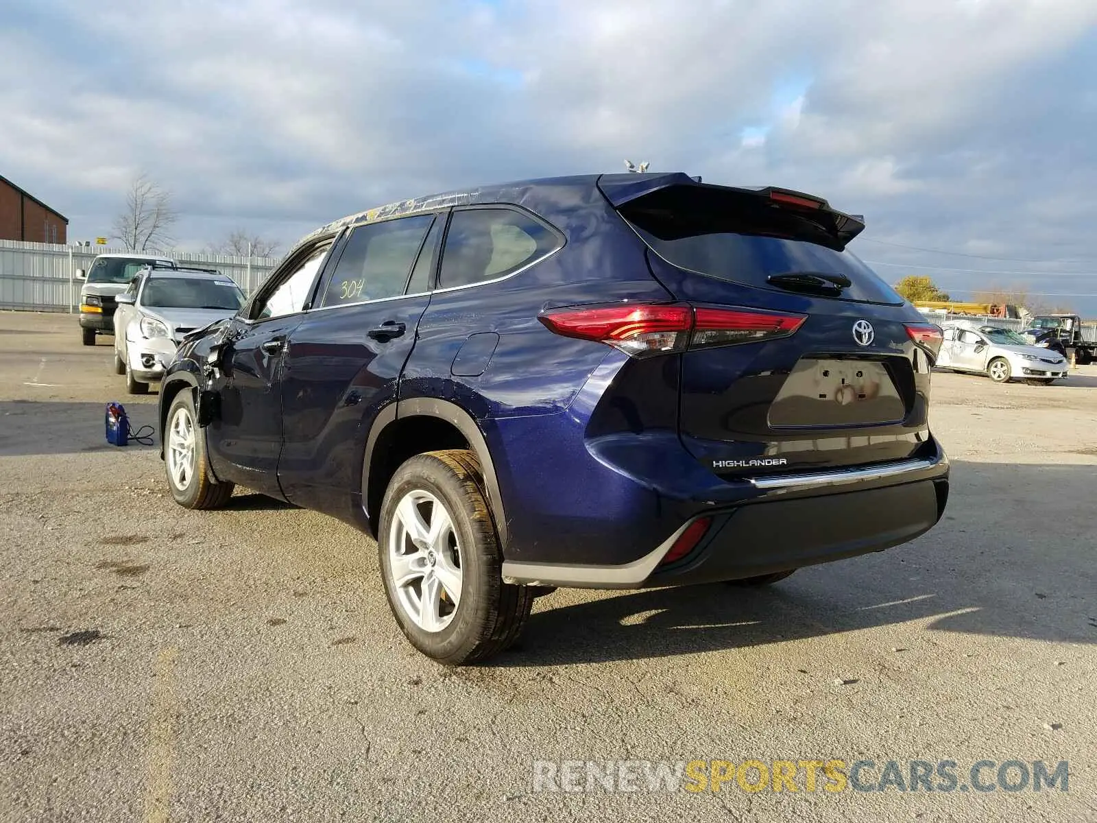 3 Photograph of a damaged car 5TDCZRAH1LS001333 TOYOTA HIGHLANDER 2020